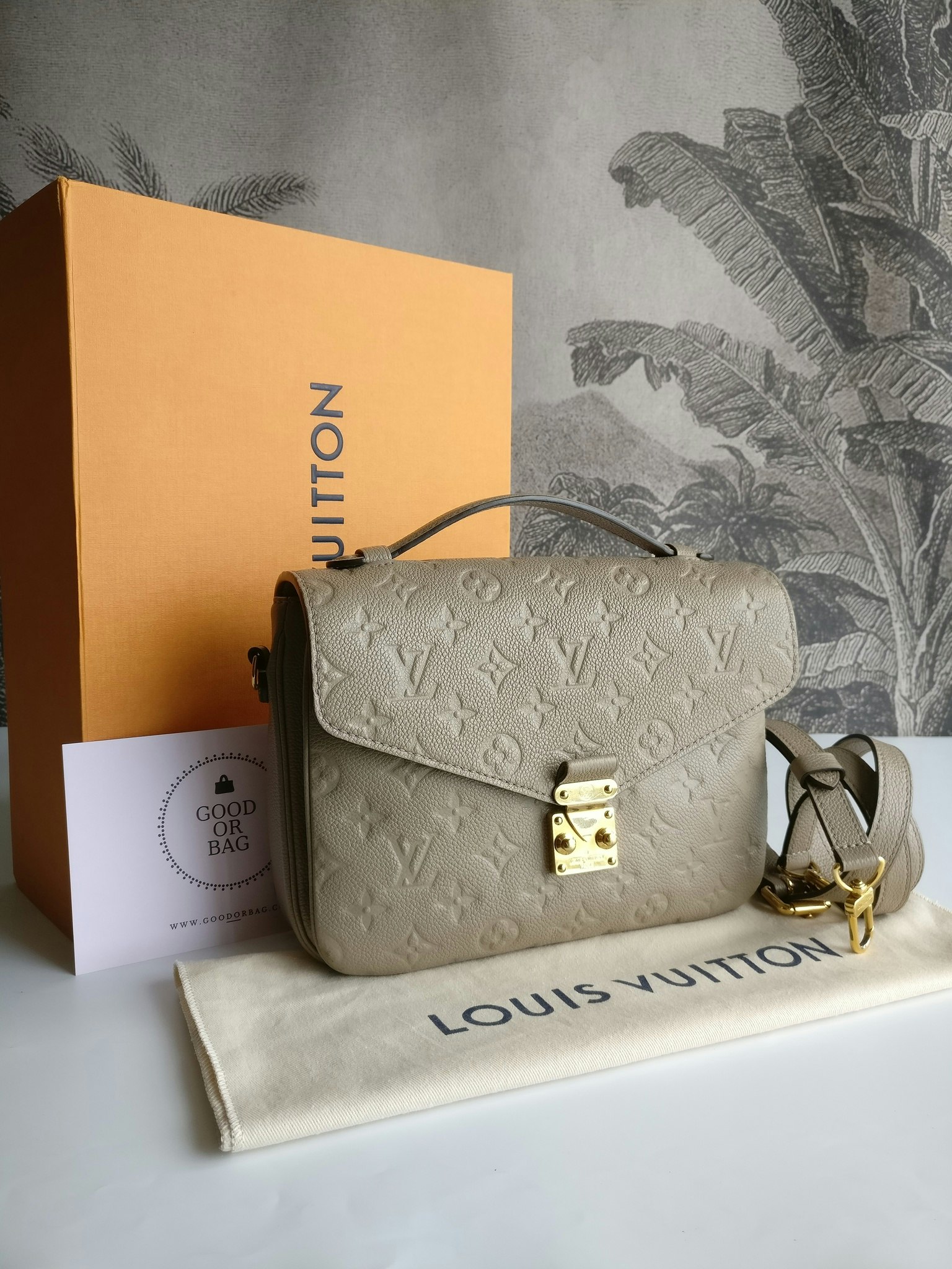 Louis Vuitton Pochette Metis empreinte Dune