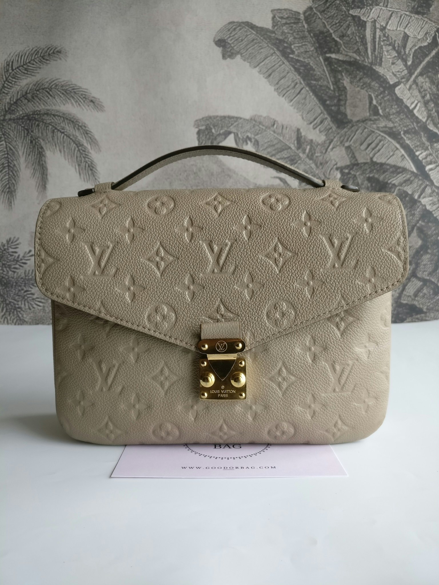 Louis Vuitton Pochette Metis empreinte Dune