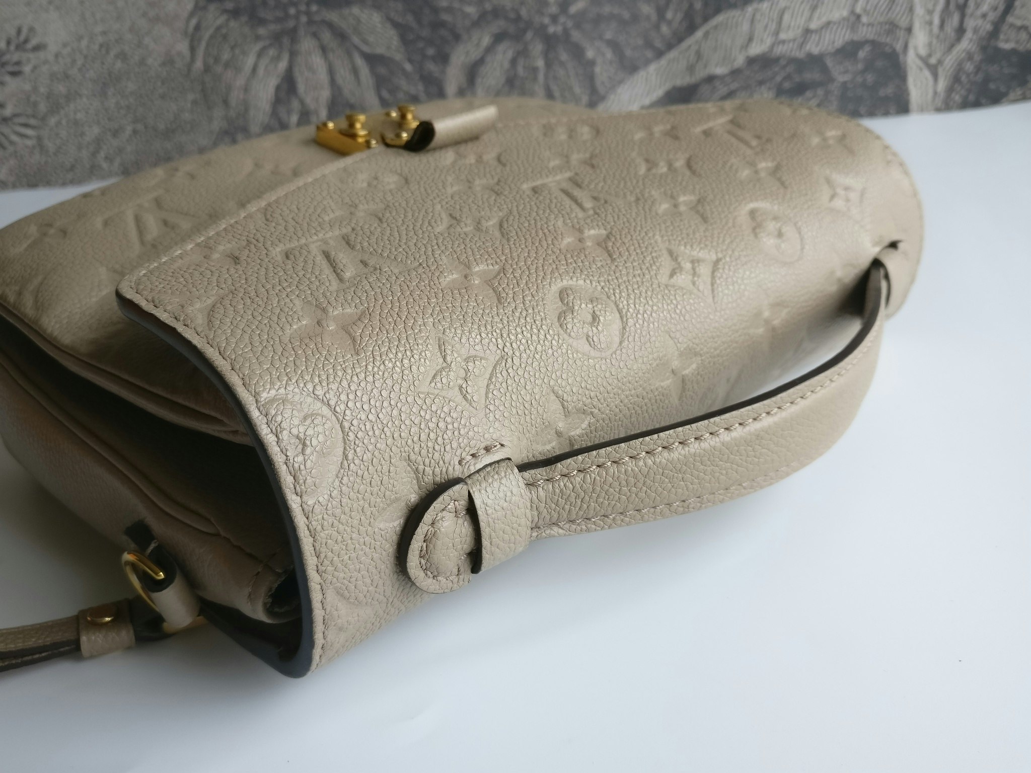 Louis Vuitton Pochette Metis empreinte Dune