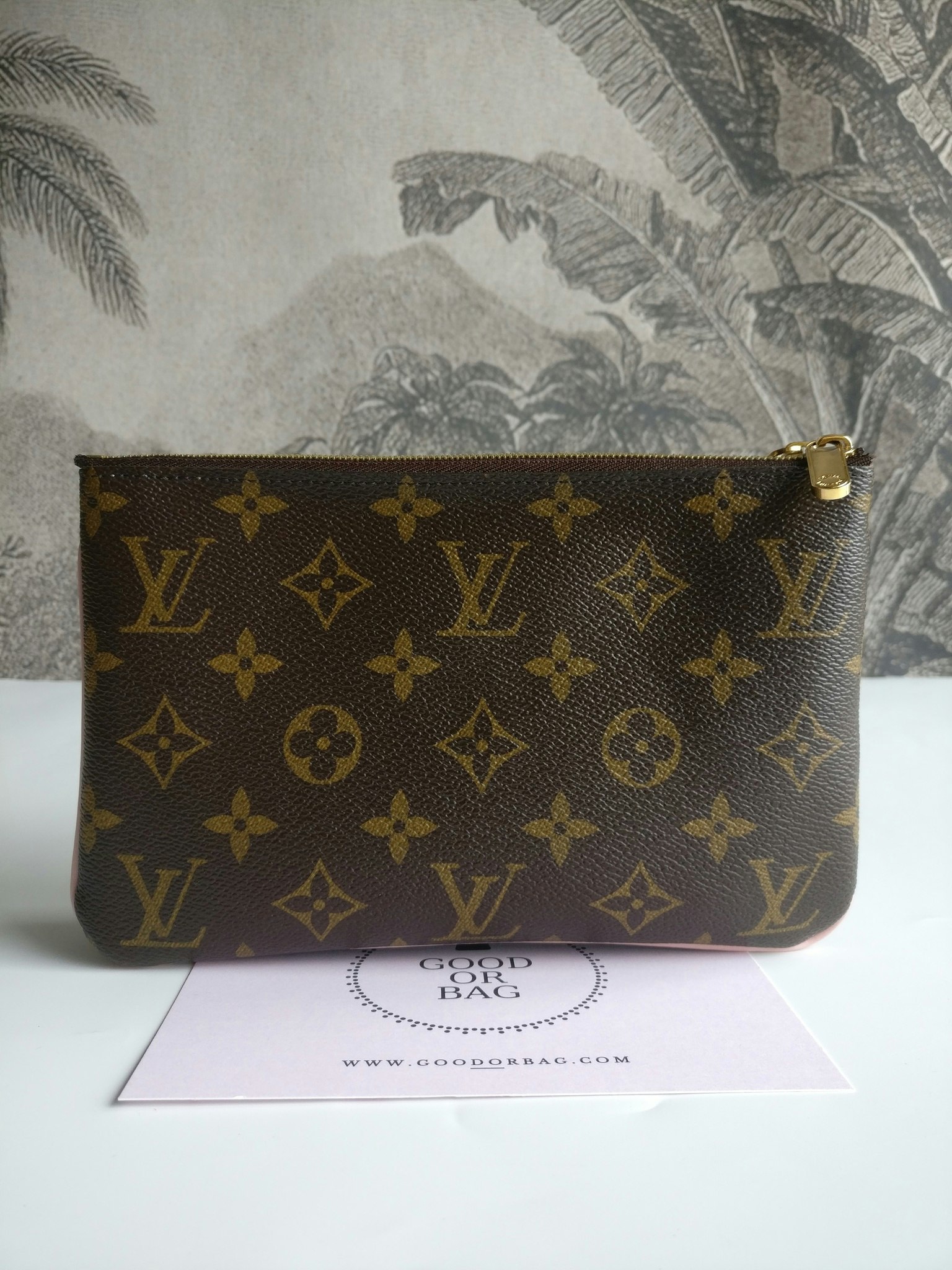 Louis Vuitton  Double Zip Pochette Illustre