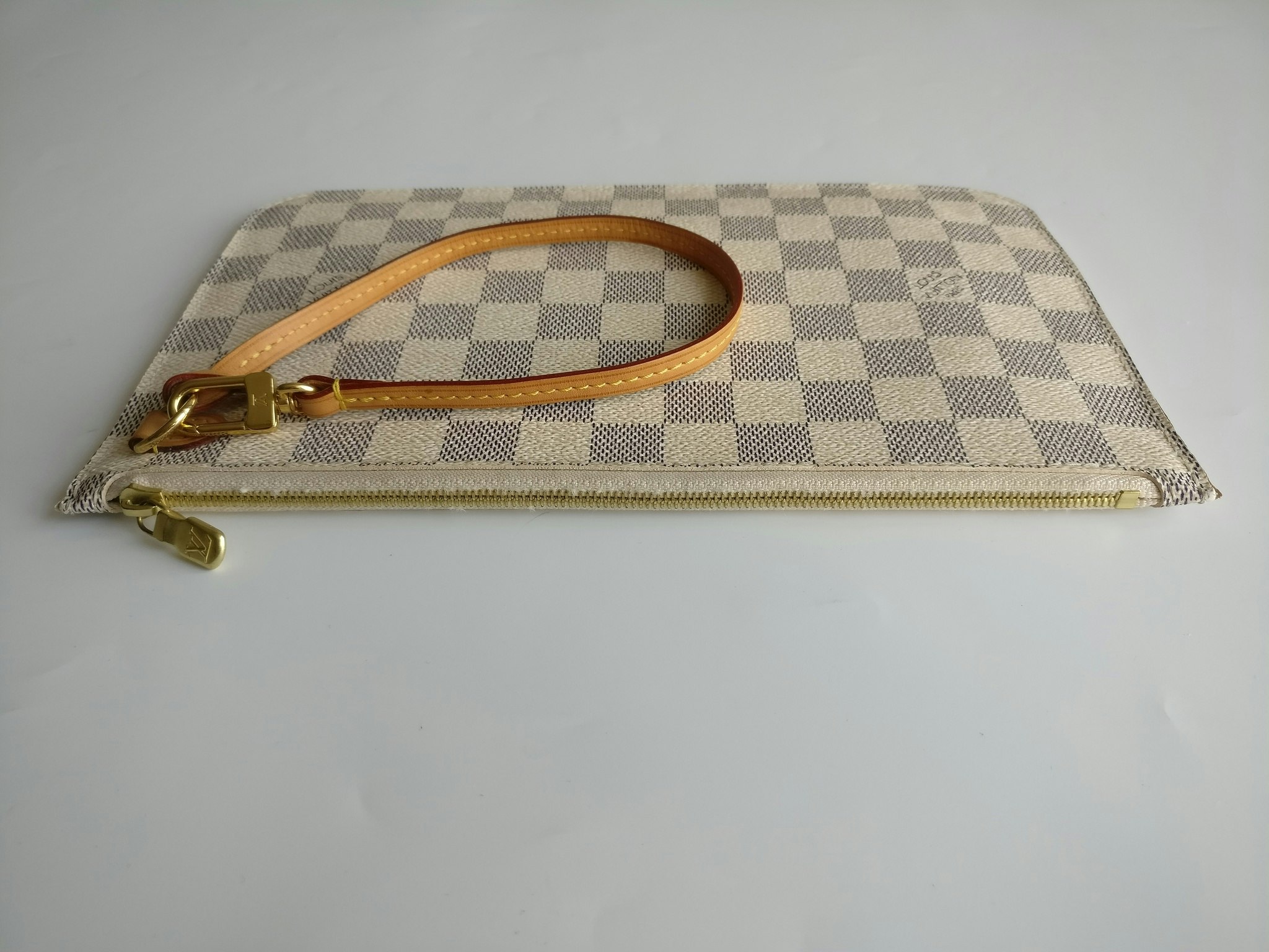 Louis Vuitton Neverfull MM Pochette azur