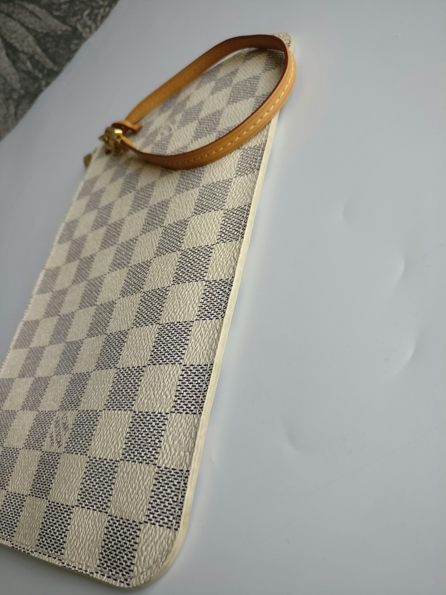 Louis Vuitton Neverfull MM Pochette azur