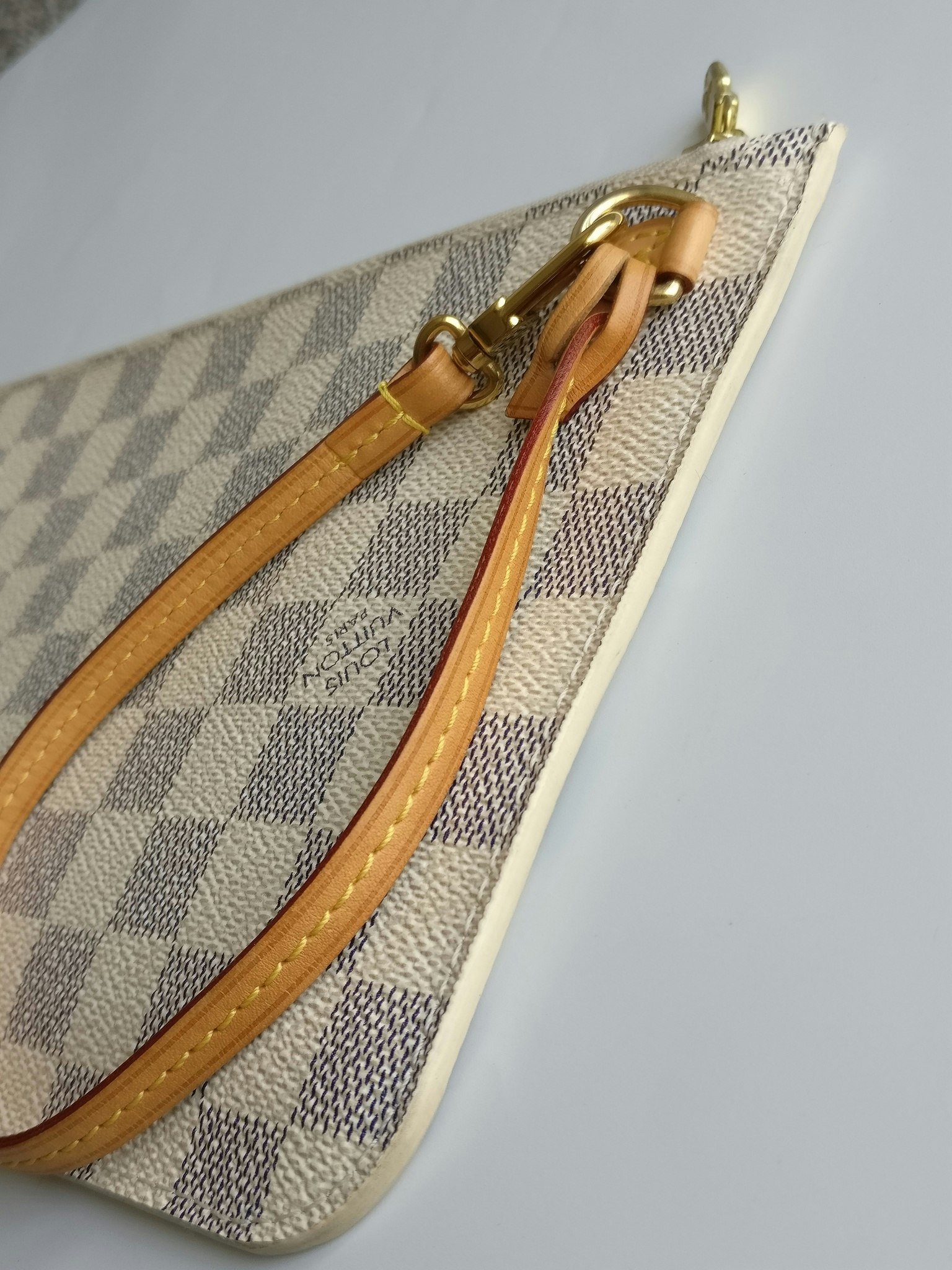 Louis Vuitton Neverfull MM Pochette azur