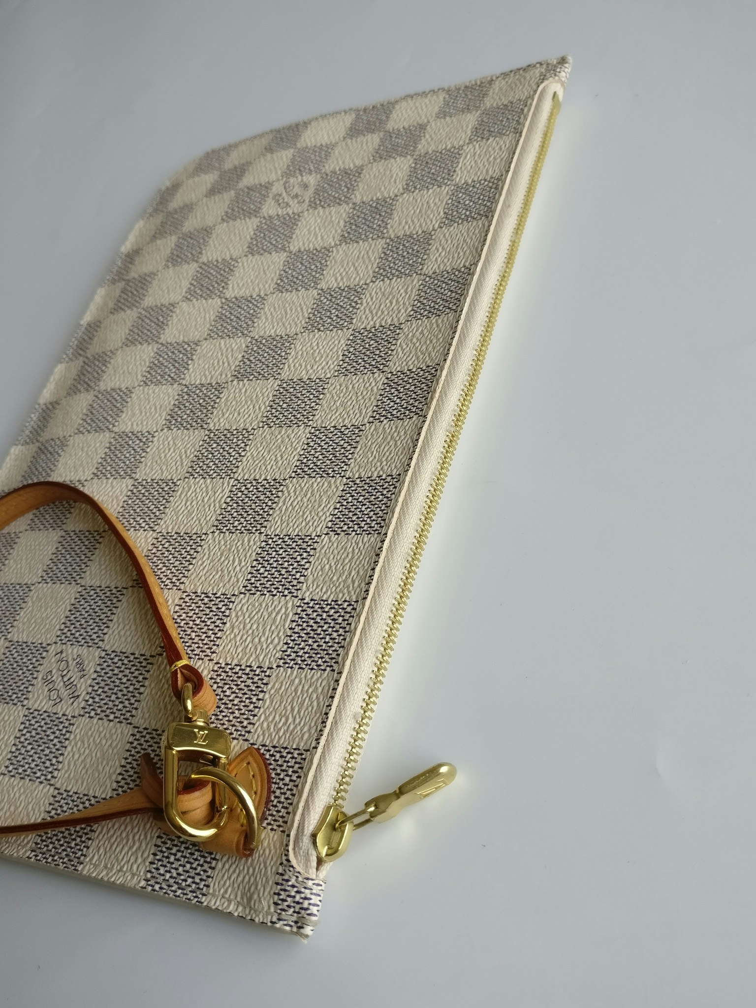 Louis Vuitton Neverfull MM Pochette azur