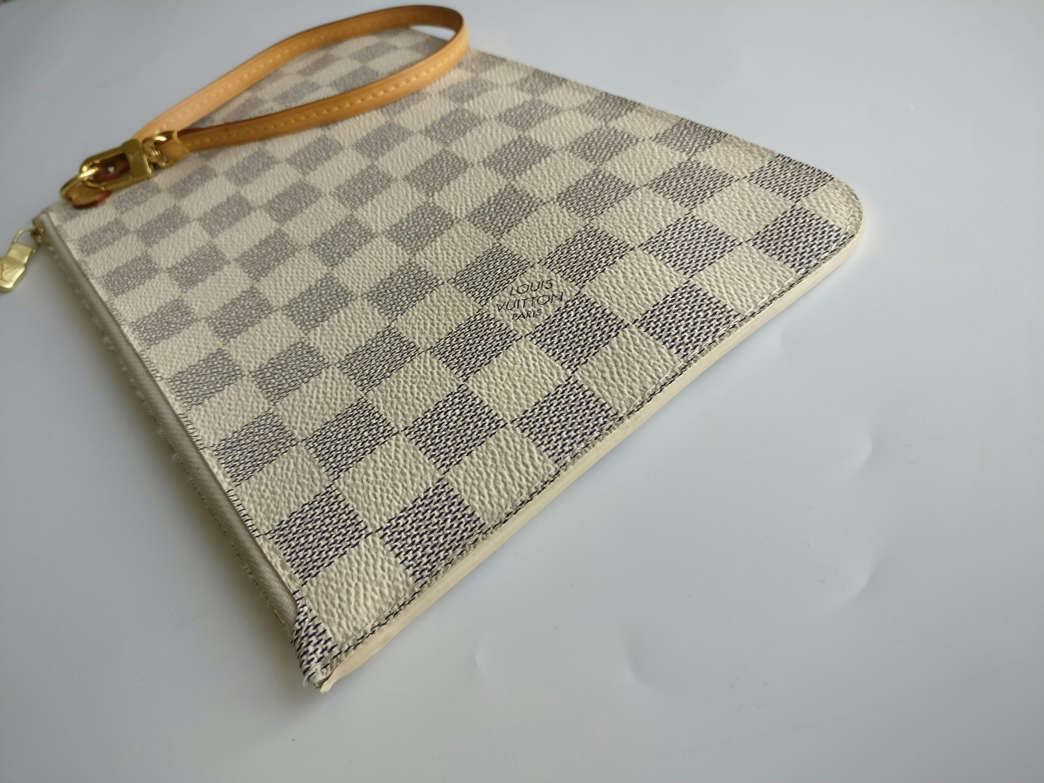 Louis Vuitton Neverfull MM Pochette azur