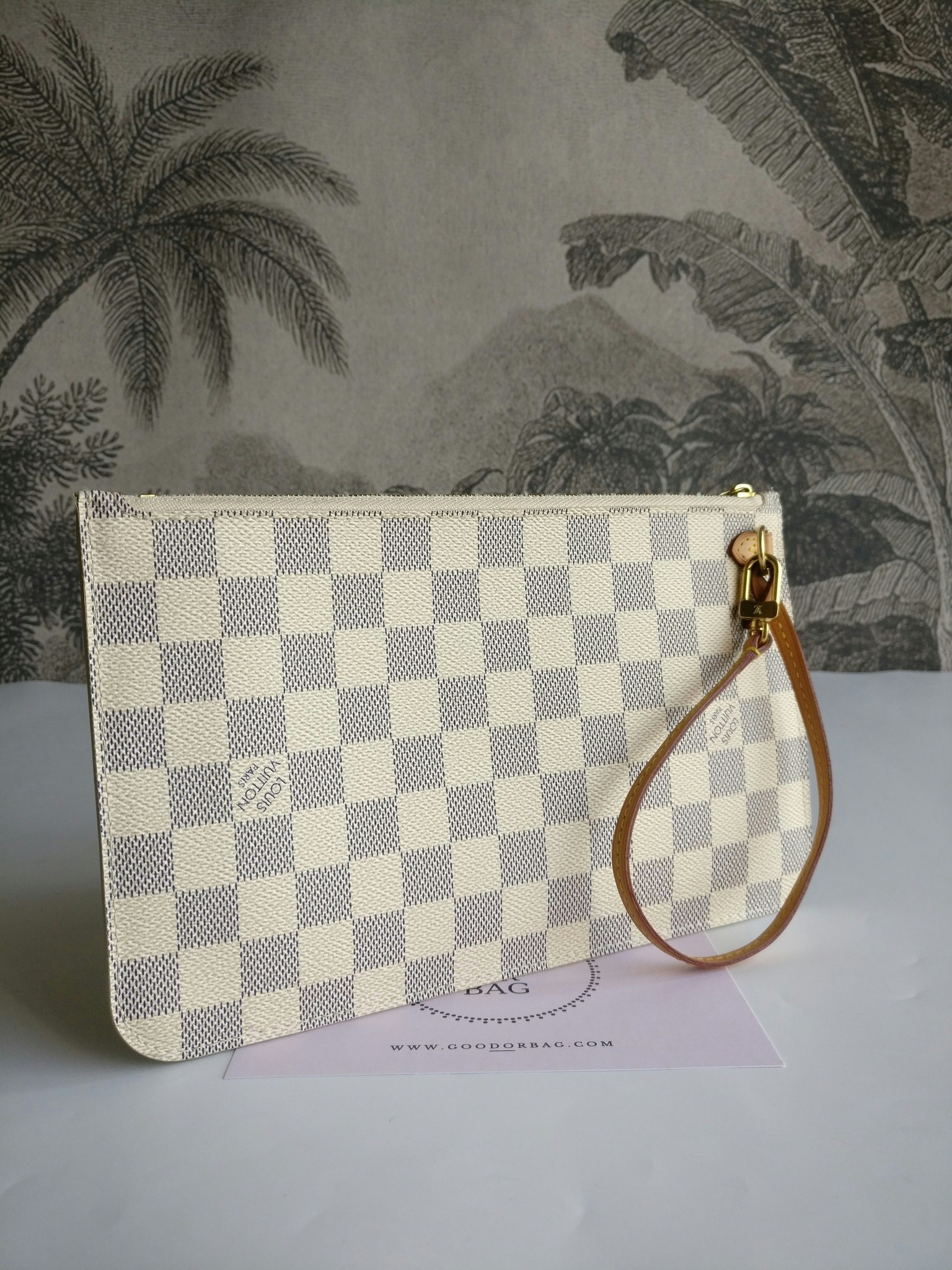 Louis Vuitton Neverfull MM Pochette azur