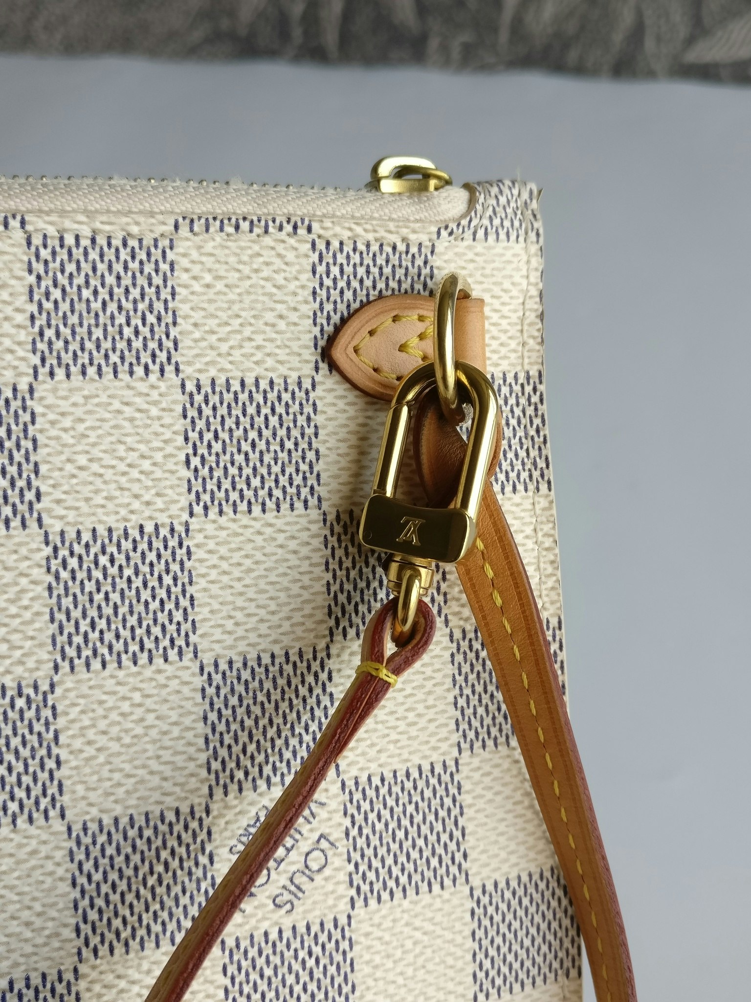 Louis Vuitton Neverfull MM Pochette azur