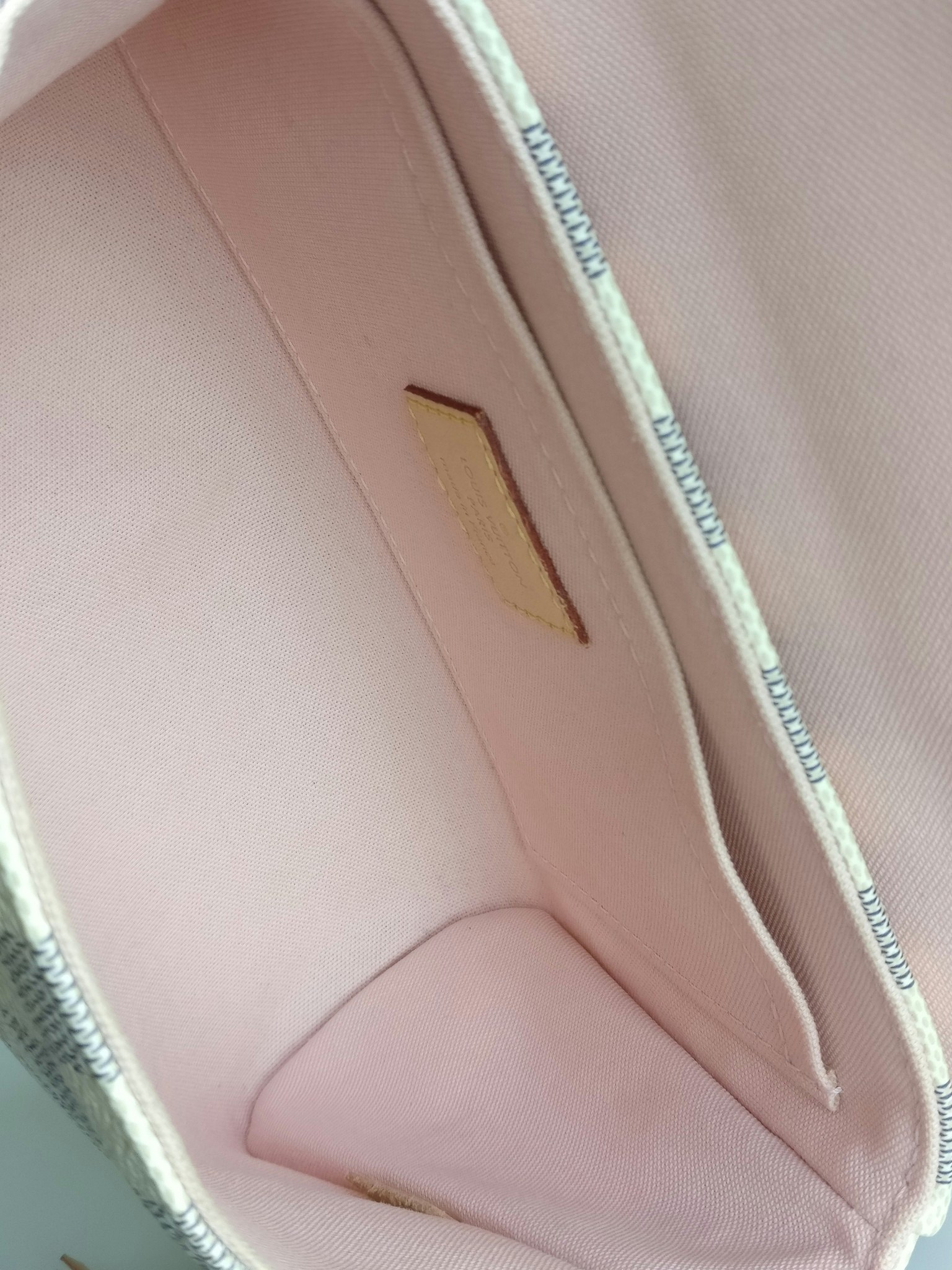 Louis Vuitton Croisette damier azur