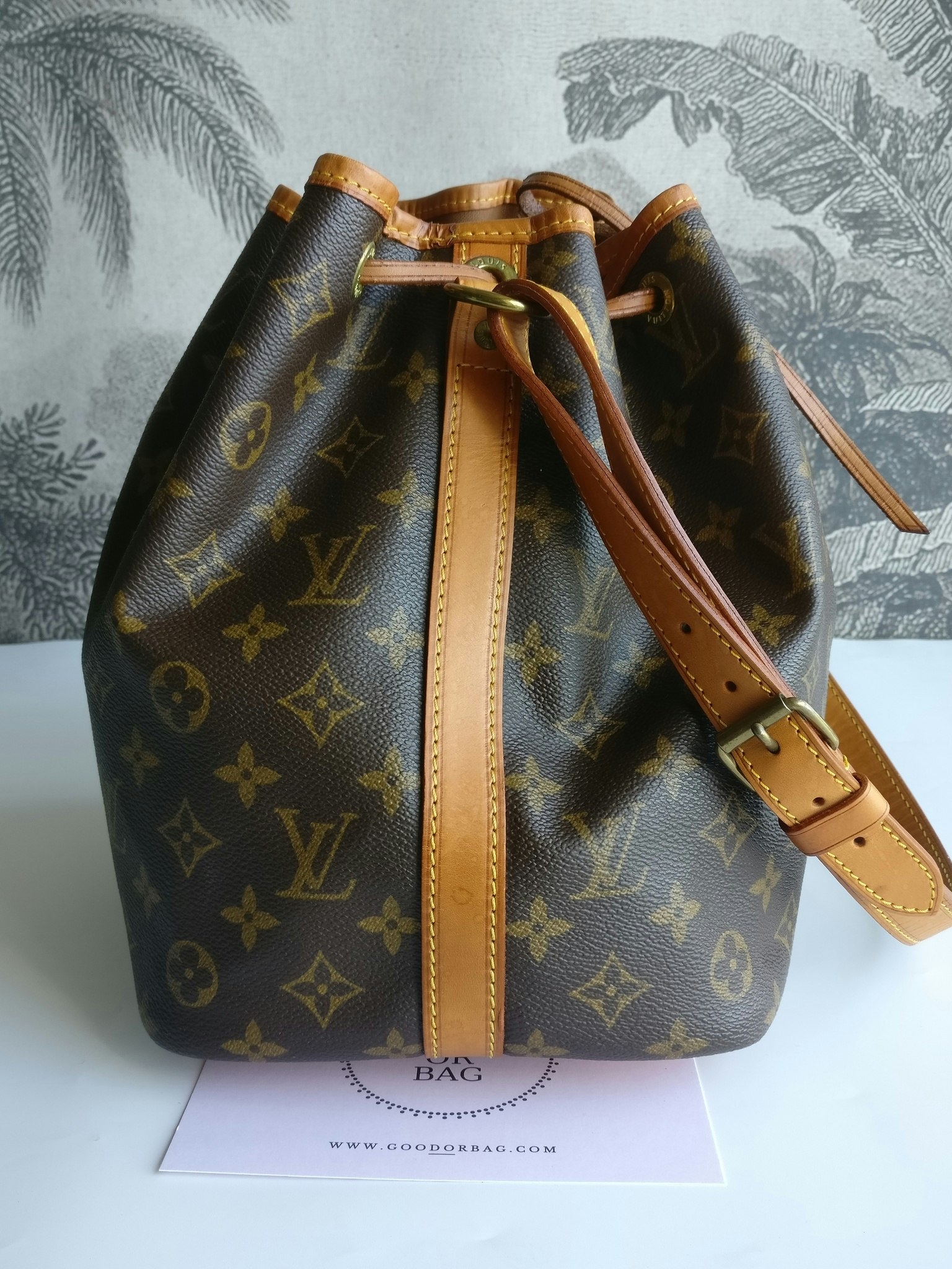 Louis Vuitton Petit Noé