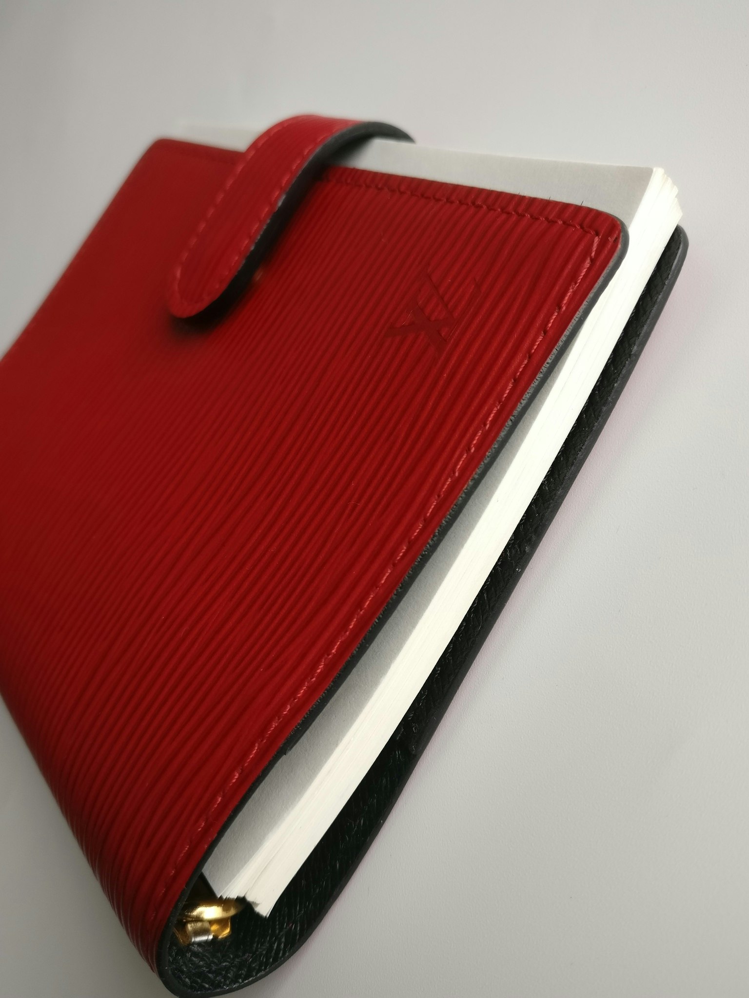 Louis Vuitton Small Ring Agenda Cover red epi