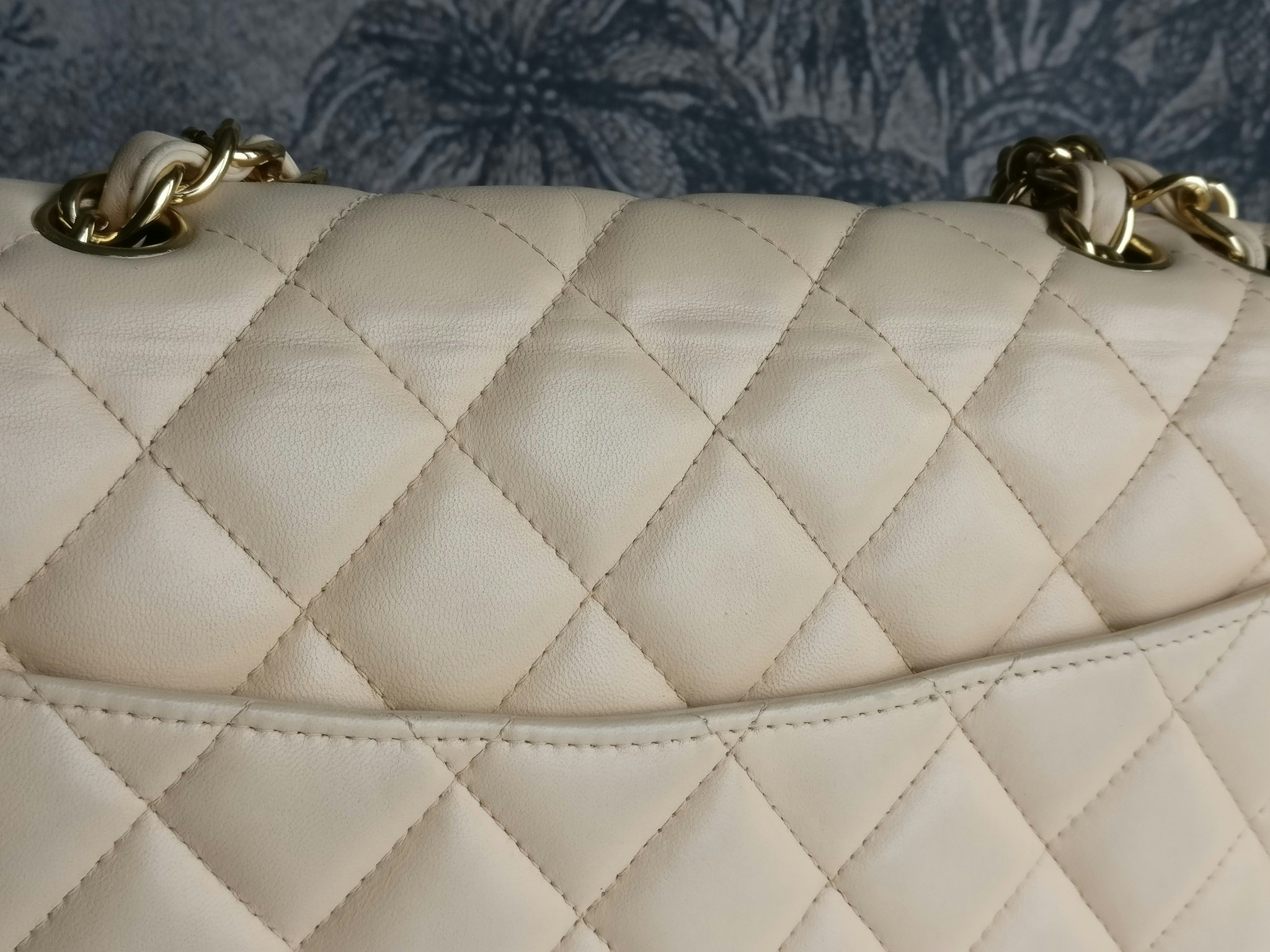 Chanel Jumbo Classic Single Flap Bag