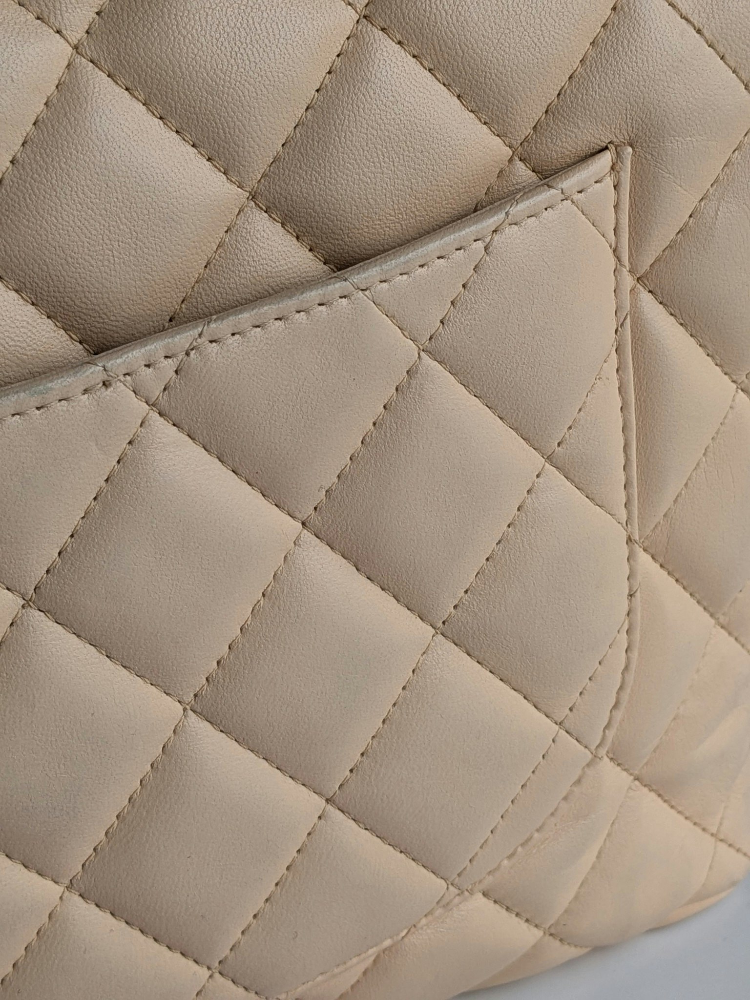 Chanel Jumbo Classic Single Flap Bag