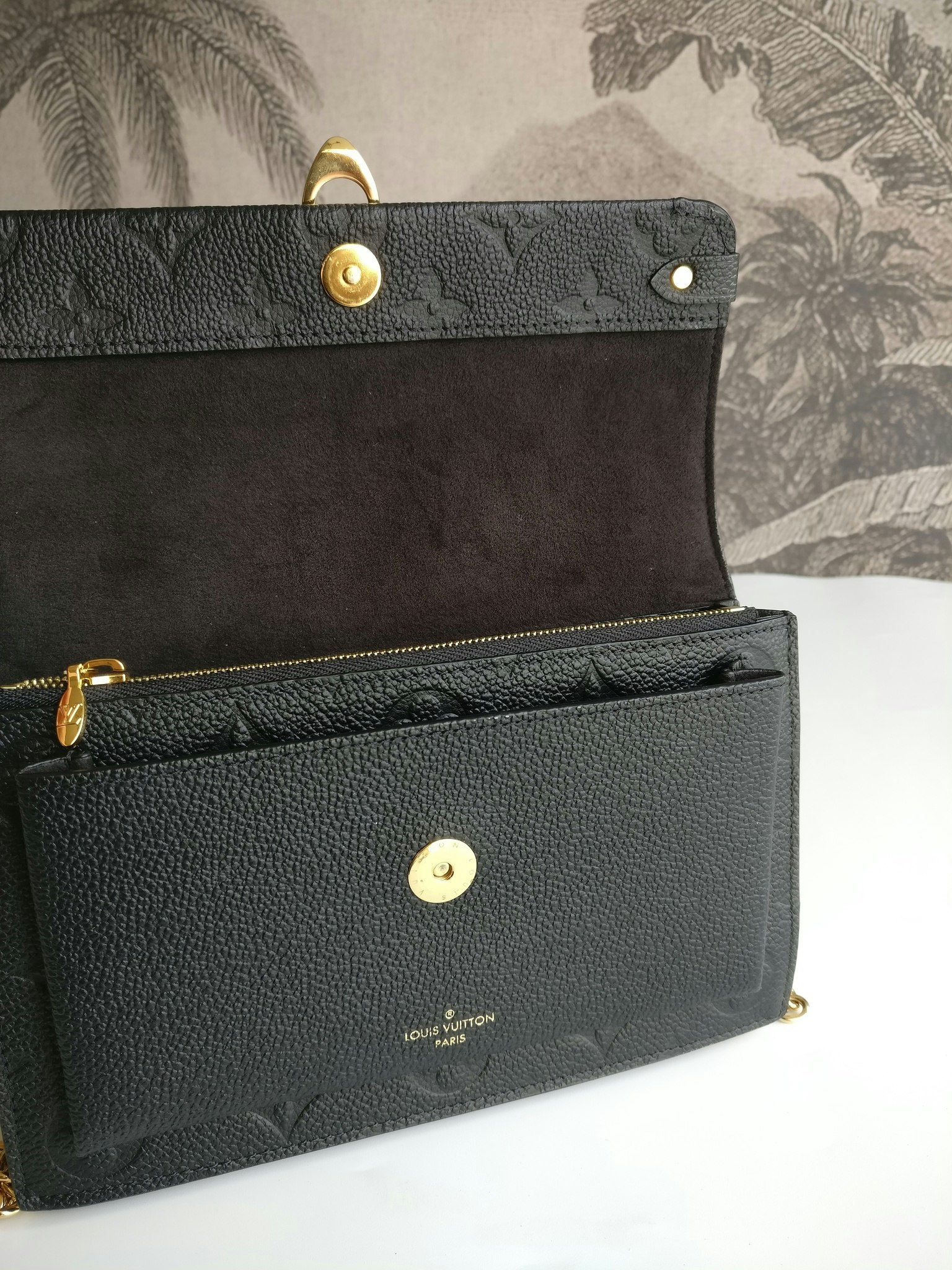 Louis Vuitton Vavin Chain Wallet empreinte