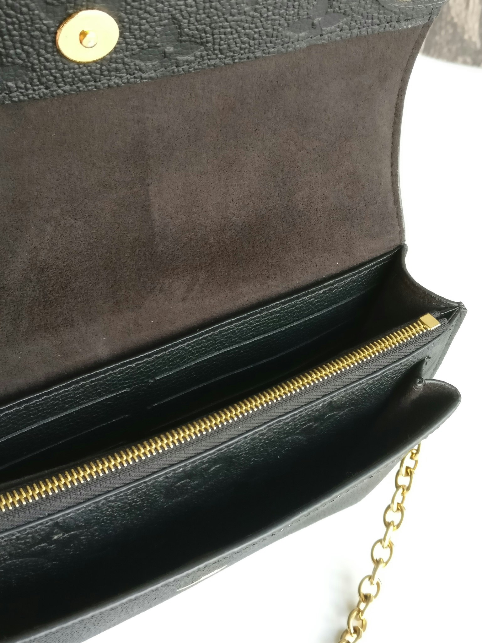 Louis Vuitton Vavin Chain Wallet empreinte