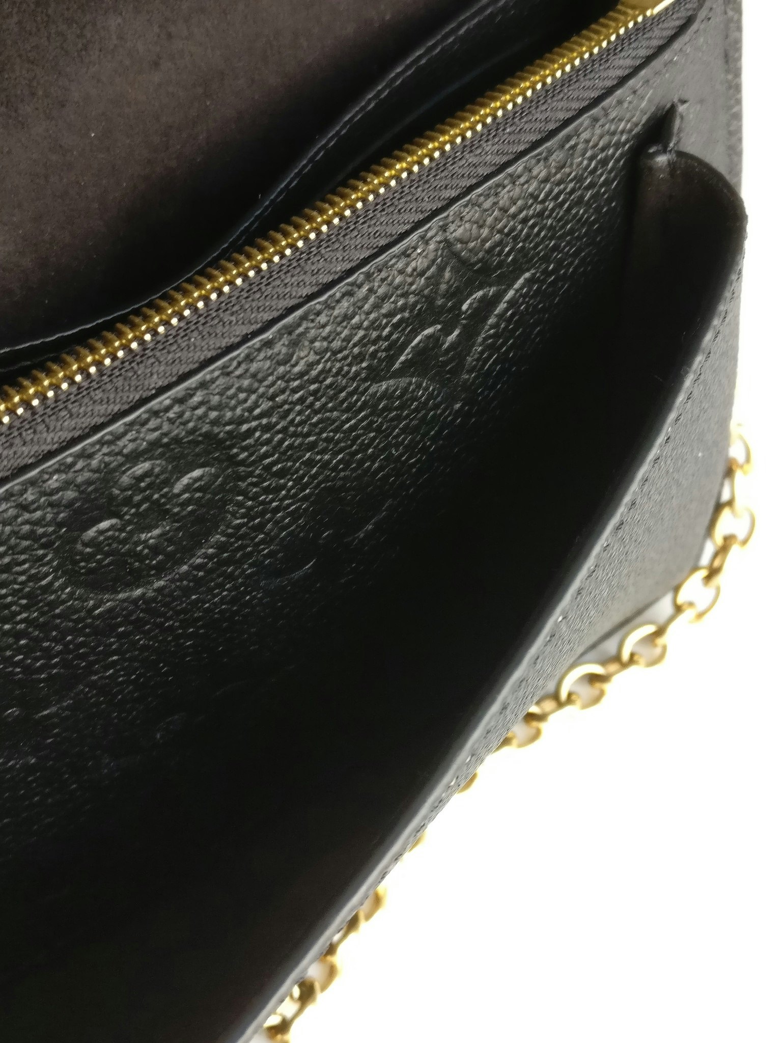 Louis Vuitton Vavin Chain Wallet empreinte