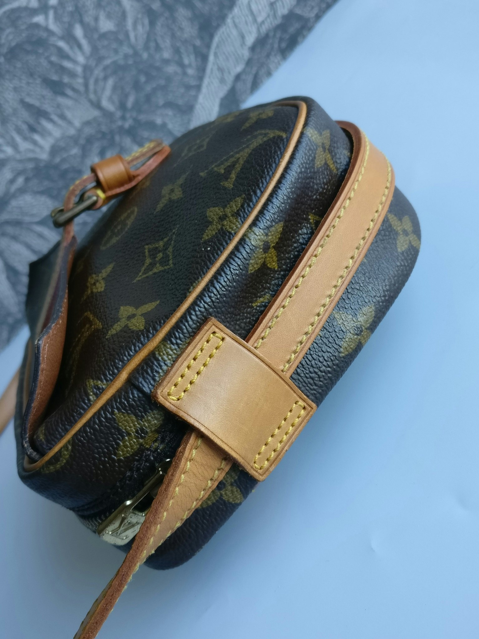 Louis Vuitton Jeune Fille PM
