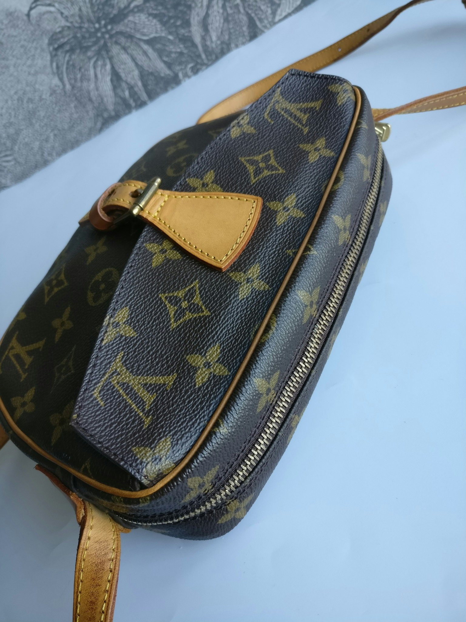 Louis Vuitton Jeune Fille PM