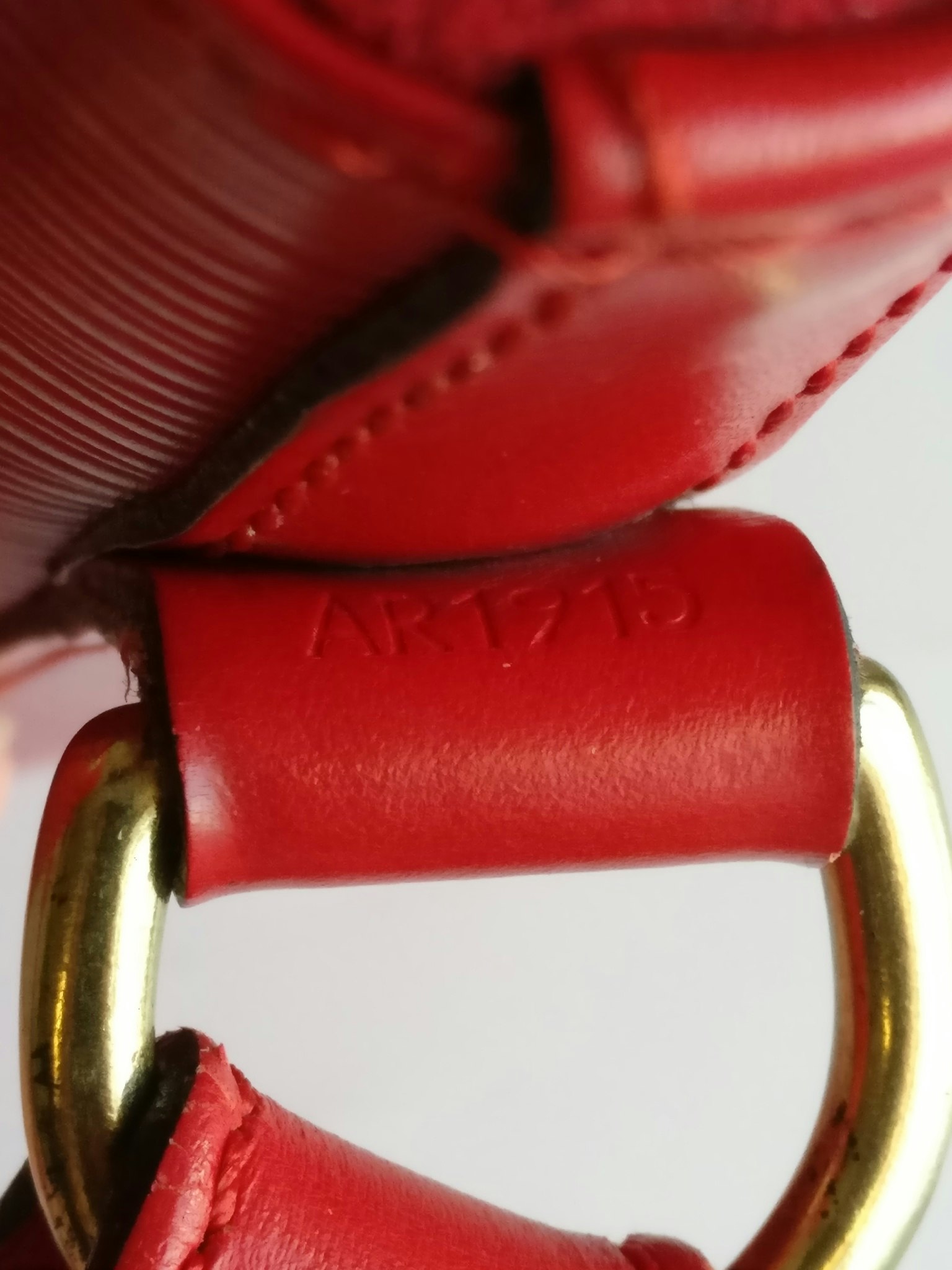 Louis Vuitton Petit Noé red epi