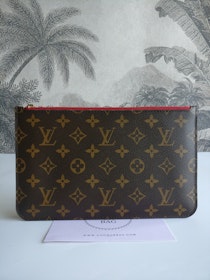 Louis Vuitton Neverfull MM pochette