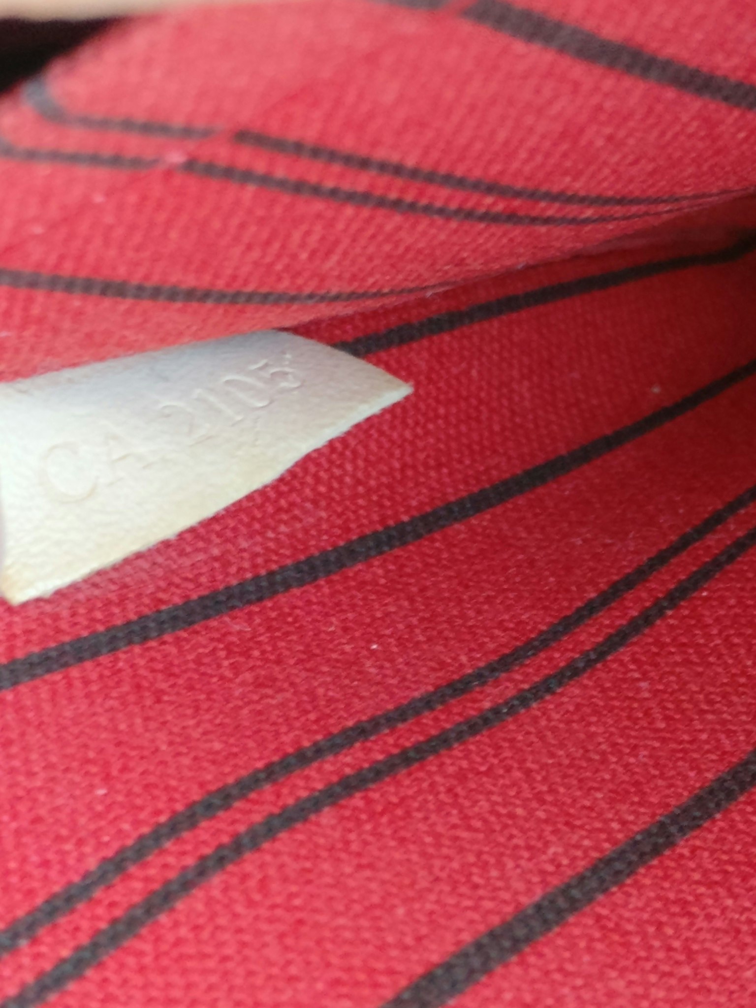 Louis Vuitton Neverfull MM pochette