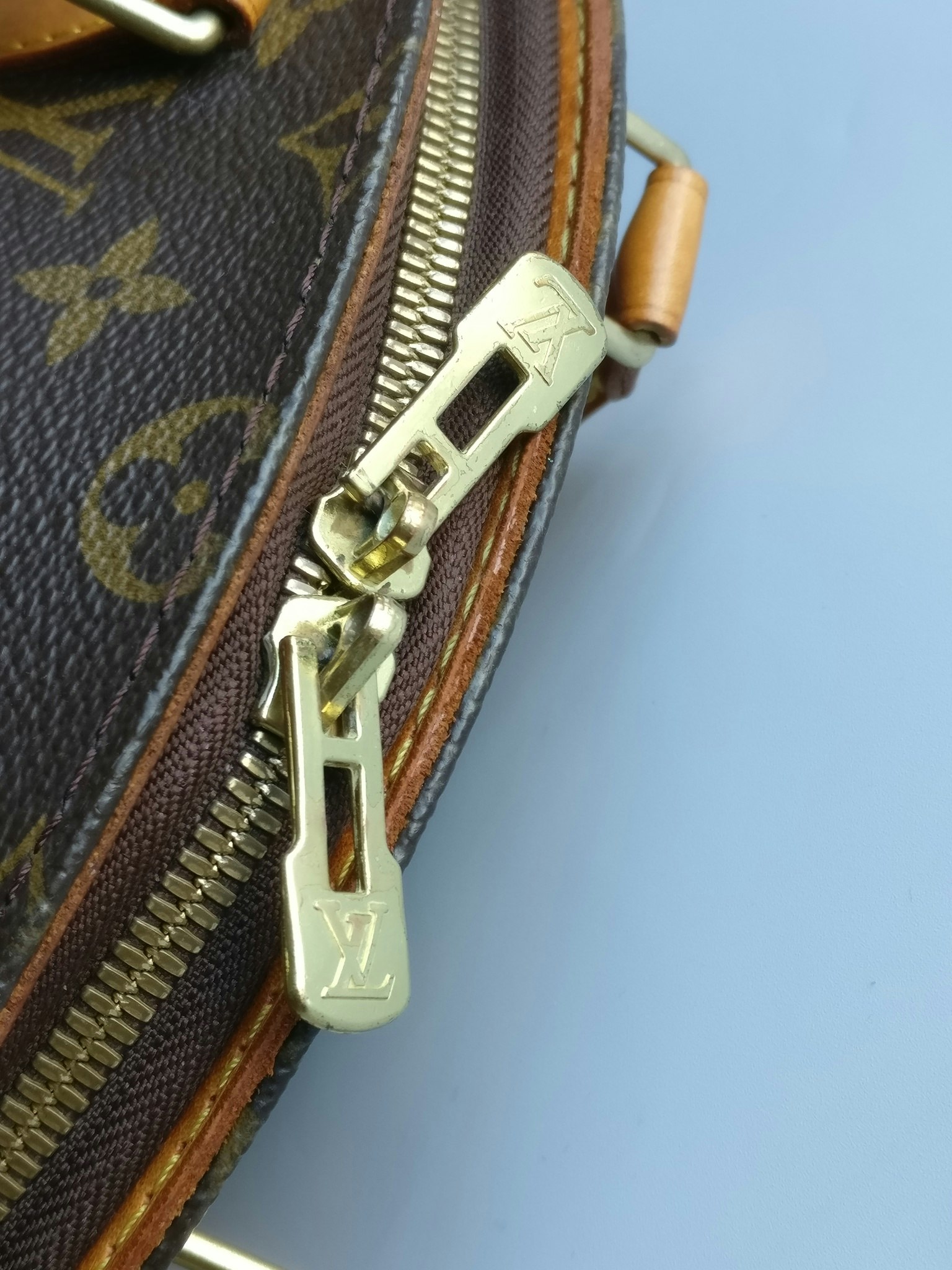Louis Vuitton Ellipse PM