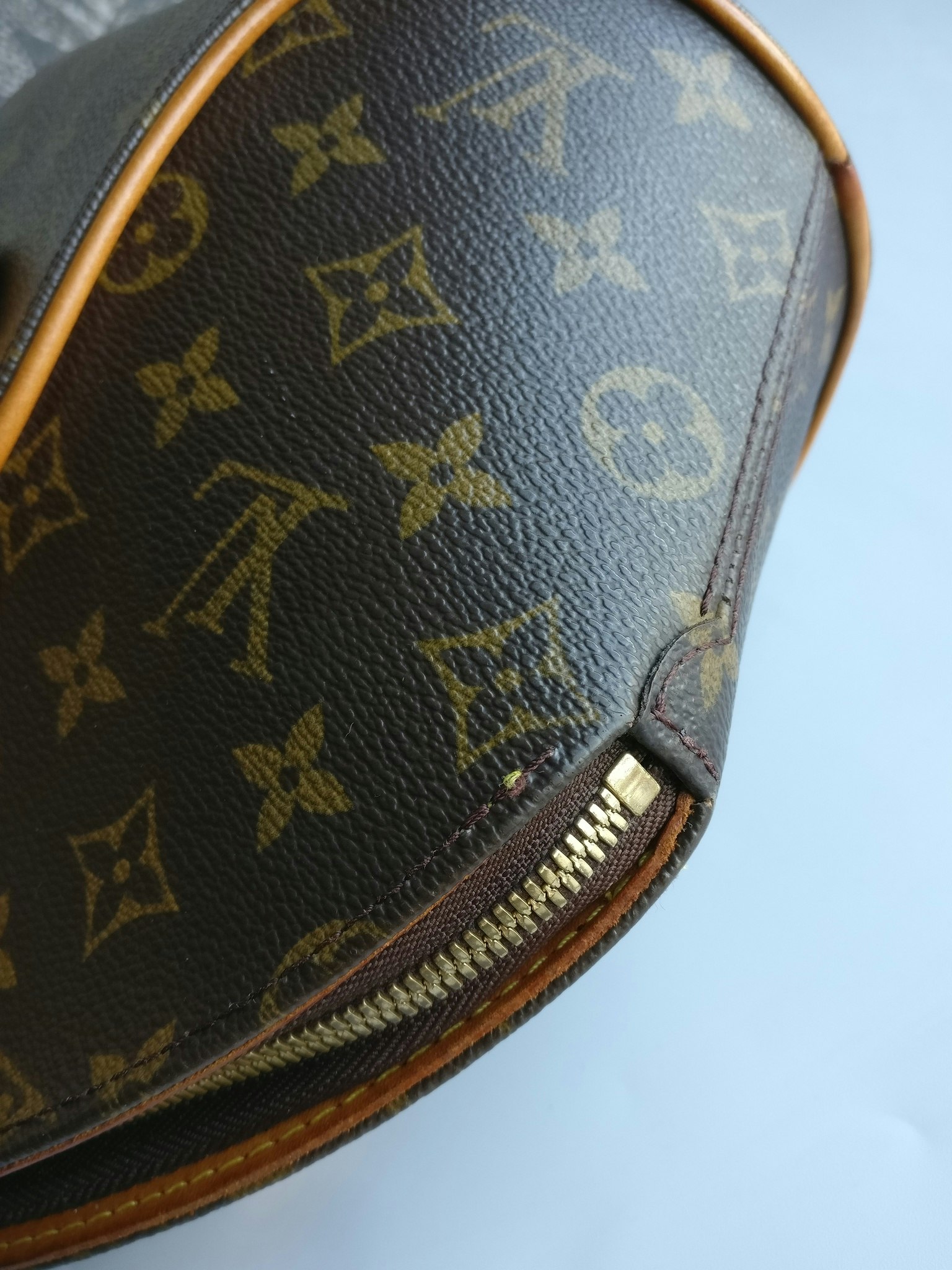 Louis Vuitton Ellipse PM
