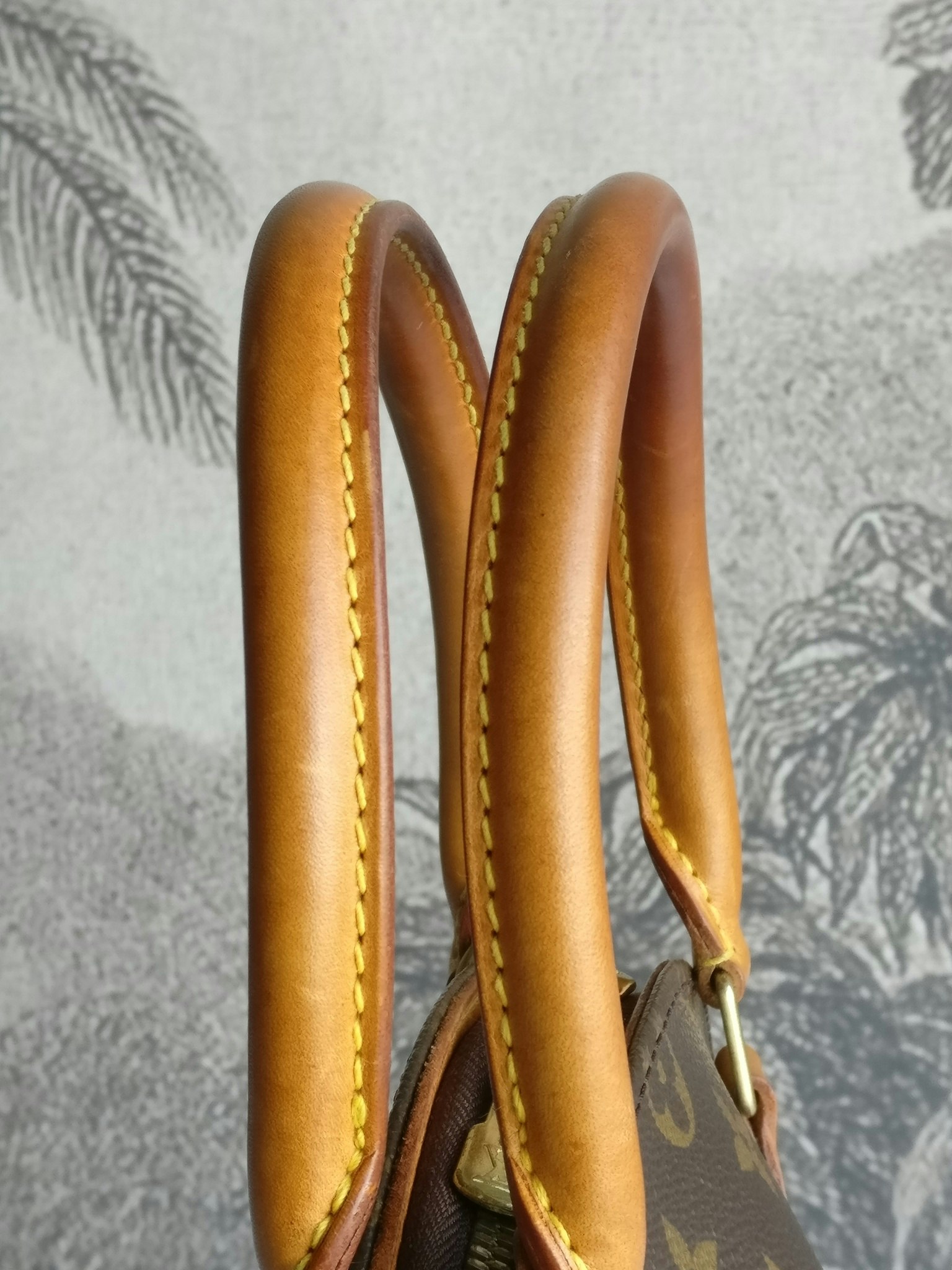 Louis Vuitton Ellipse PM