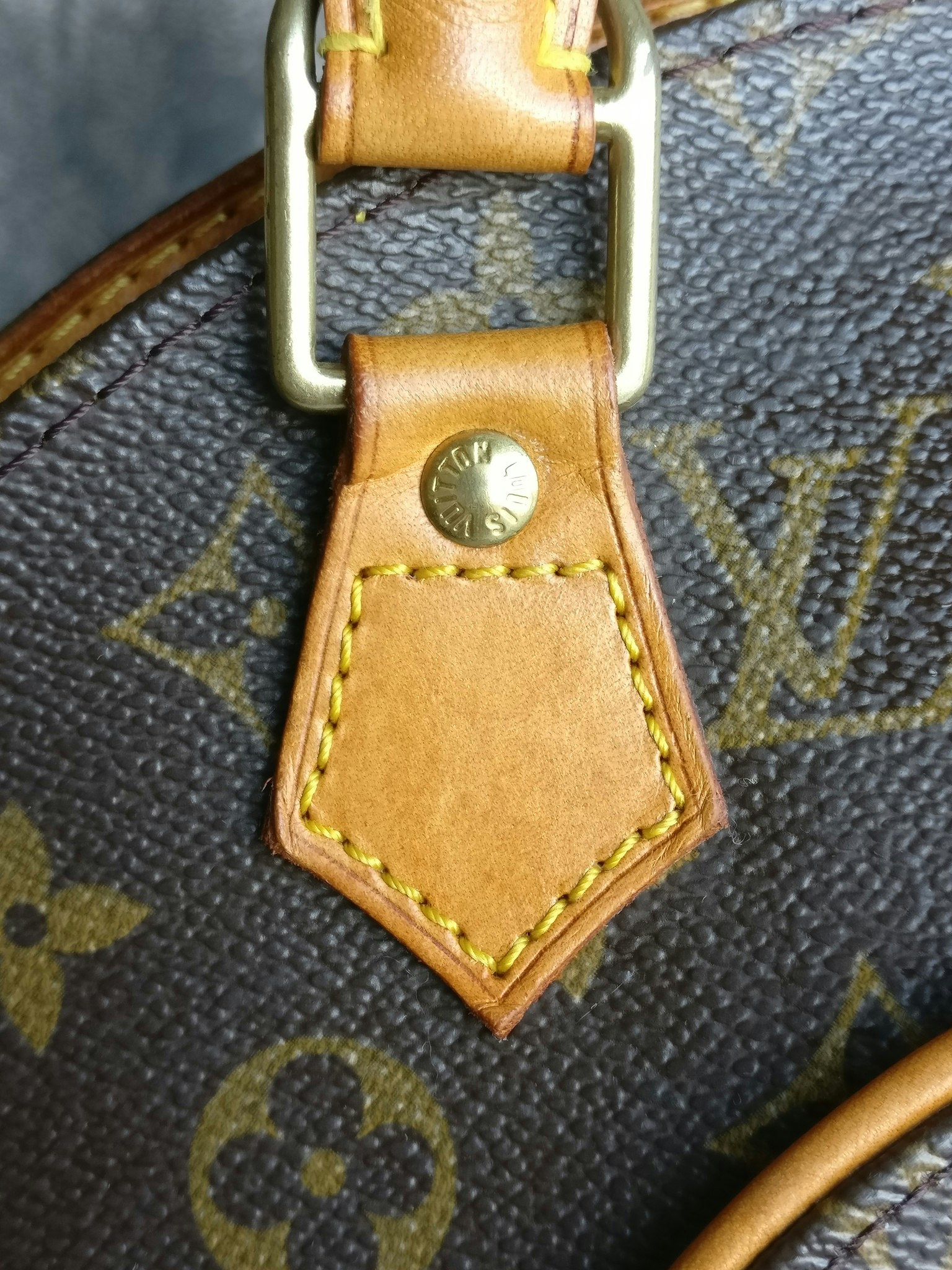 Louis Vuitton Ellipse PM