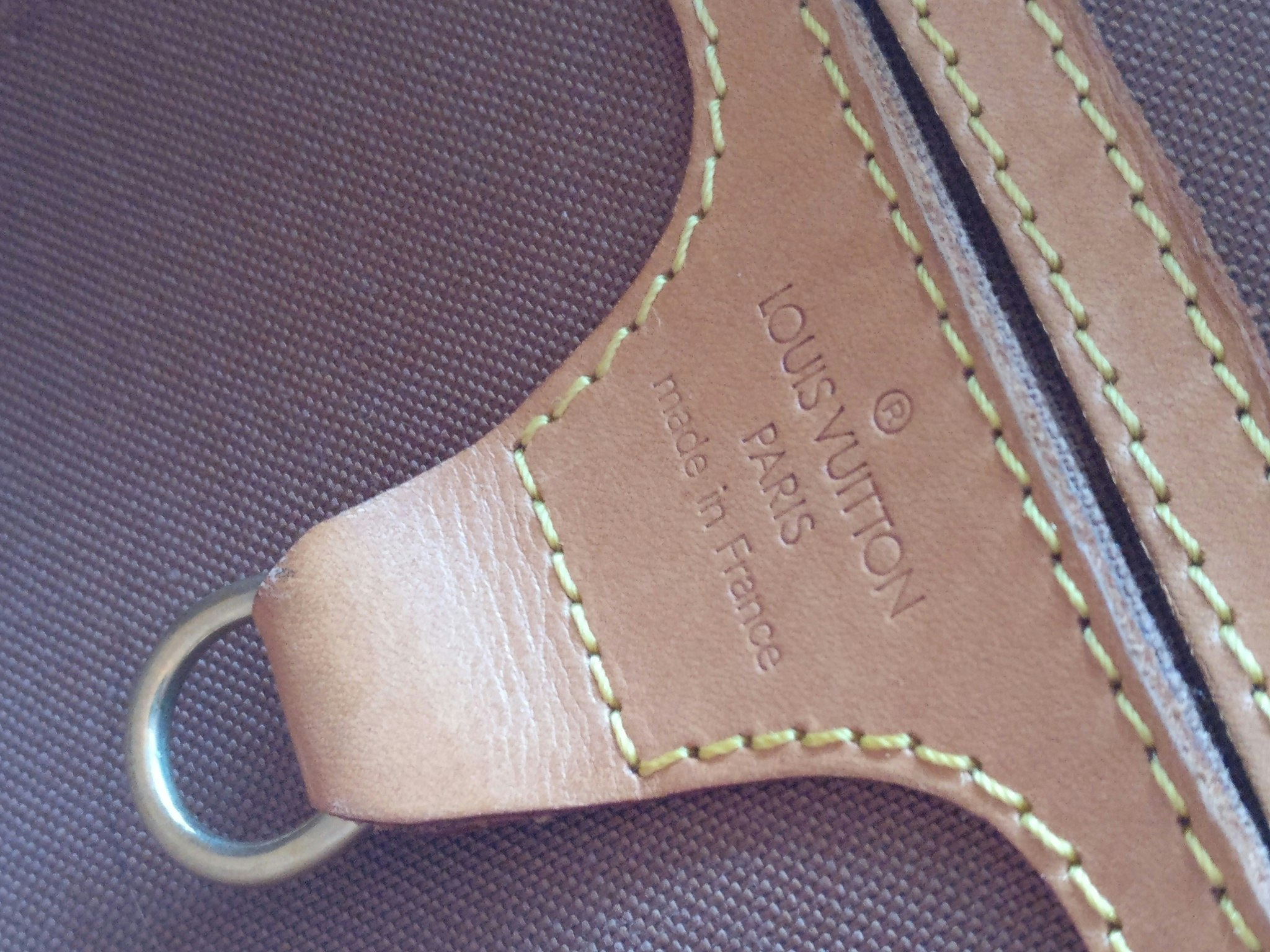 Louis Vuitton Ellipse PM