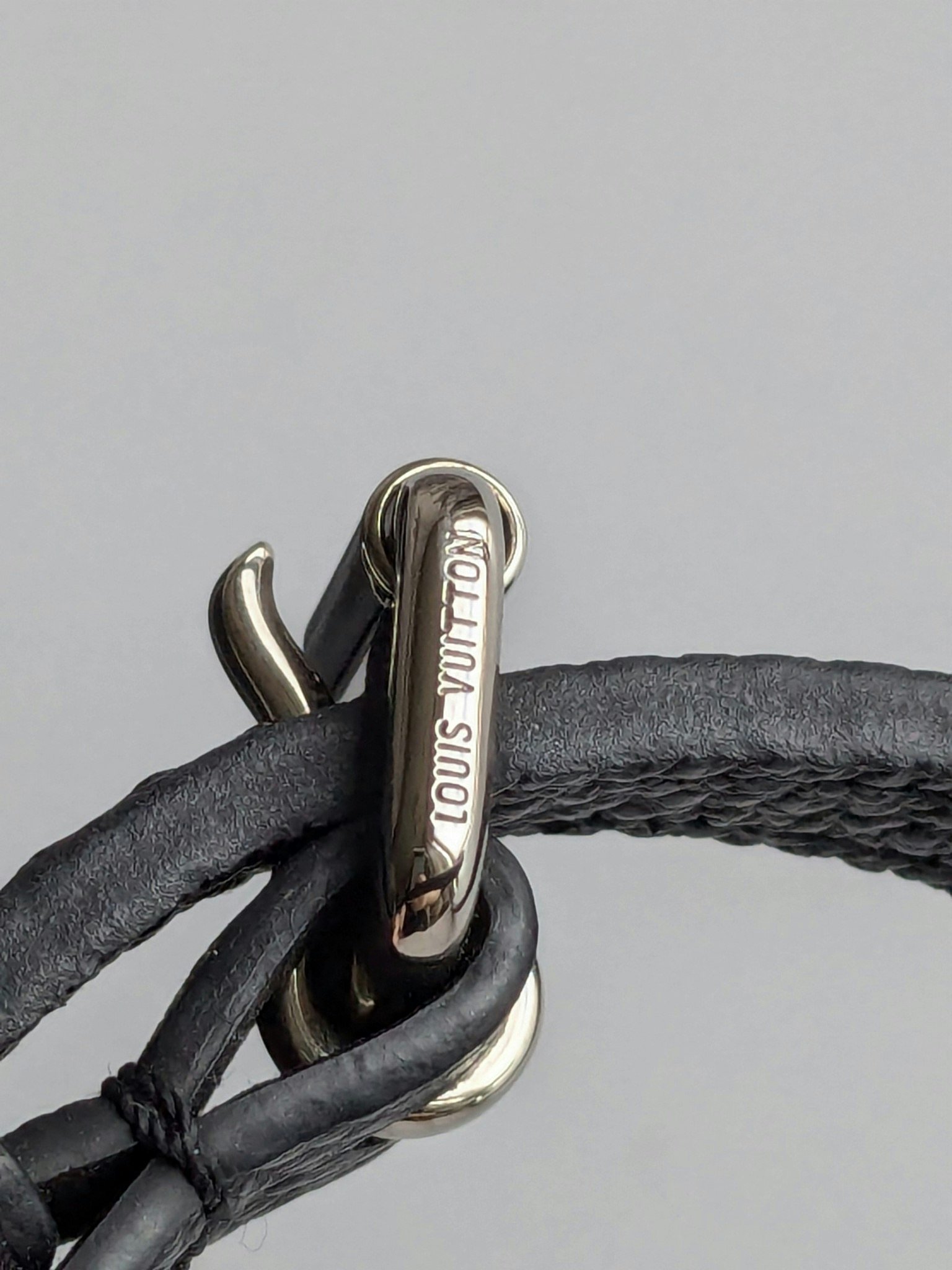 Louis Vuitton Pochette Pallas Uniformes crossbody