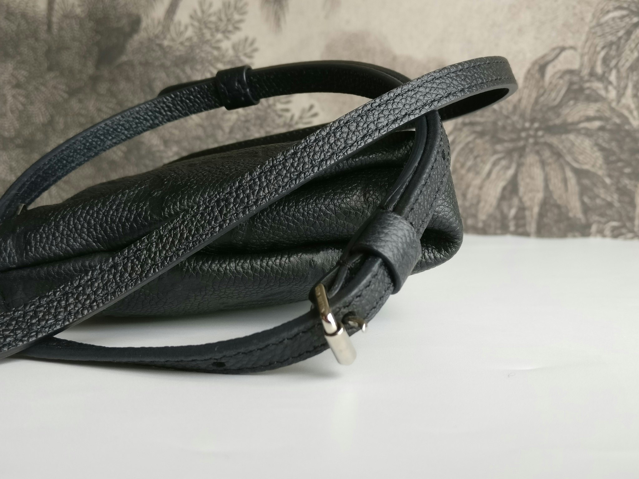 Louis Vuitton Pochette Pallas Uniformes crossbody