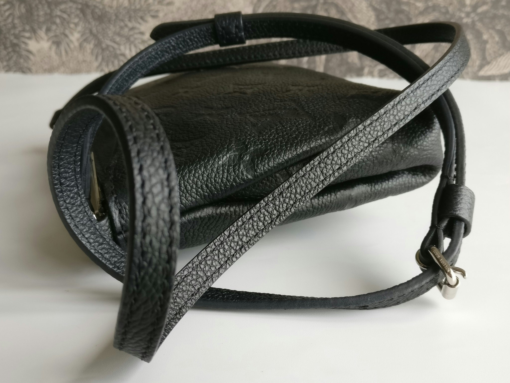 Louis Vuitton Pochette Pallas Uniformes crossbody