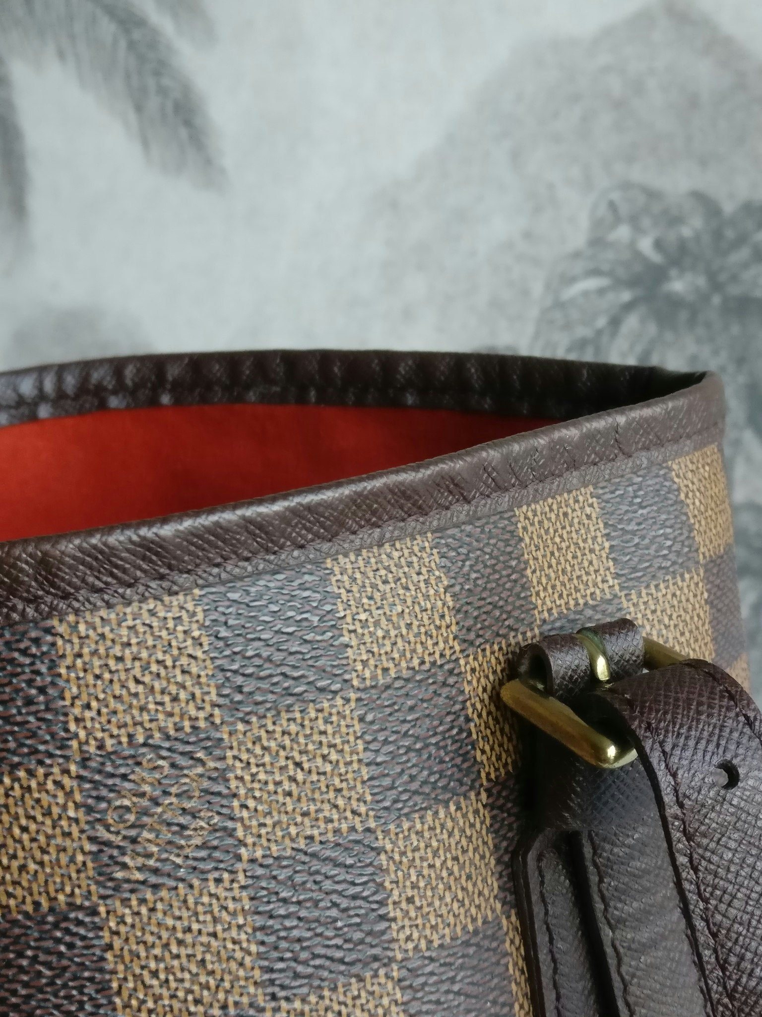 Louis Vuitton Bucket PM Marais