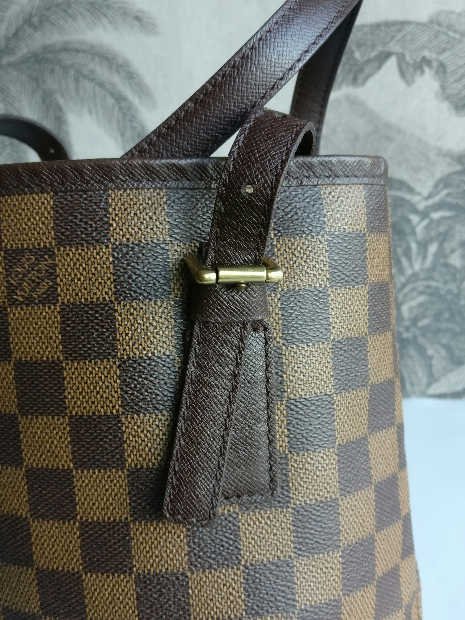 Louis Vuitton Bucket PM Marais