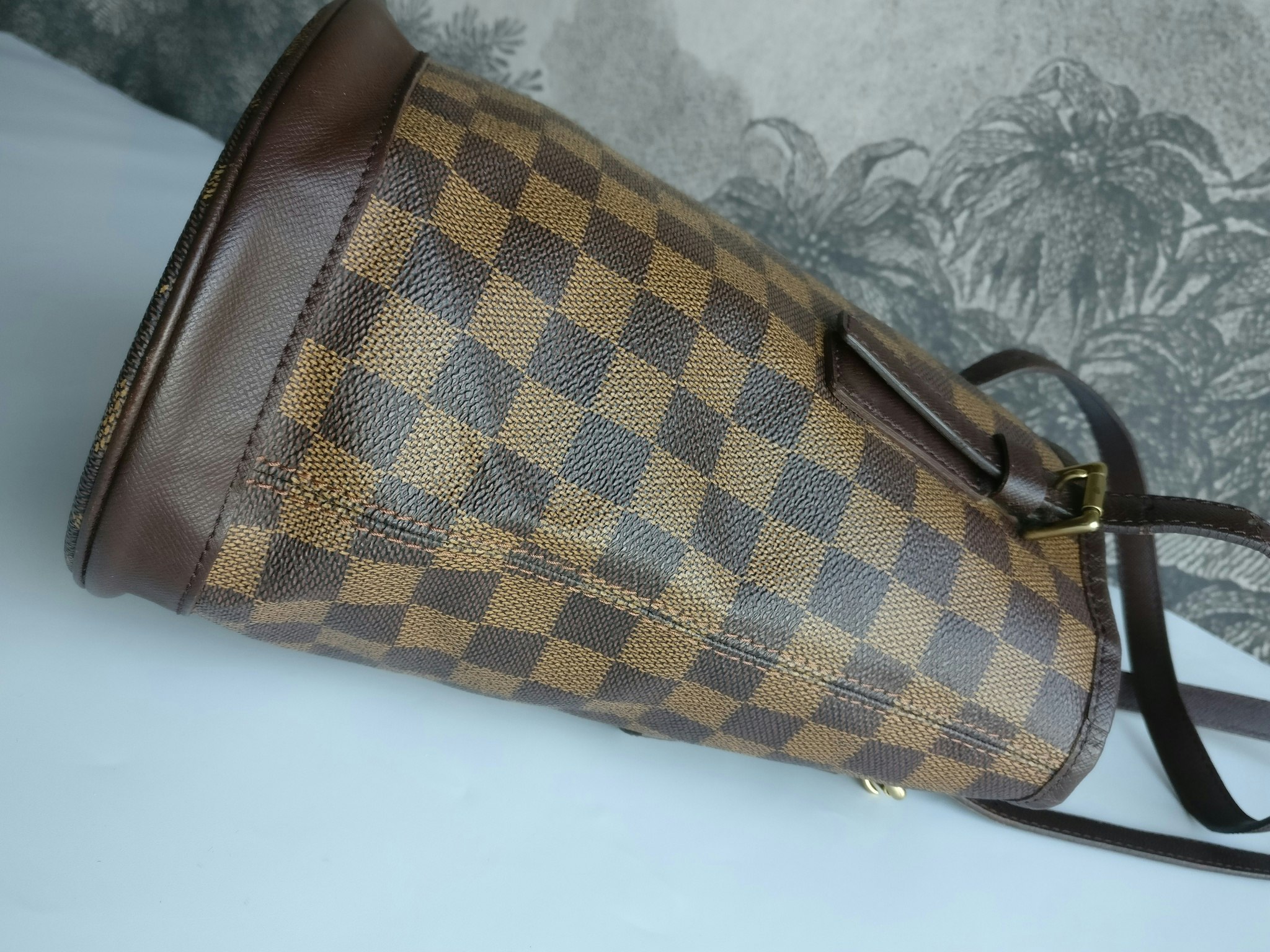 Louis Vuitton Bucket PM Marais