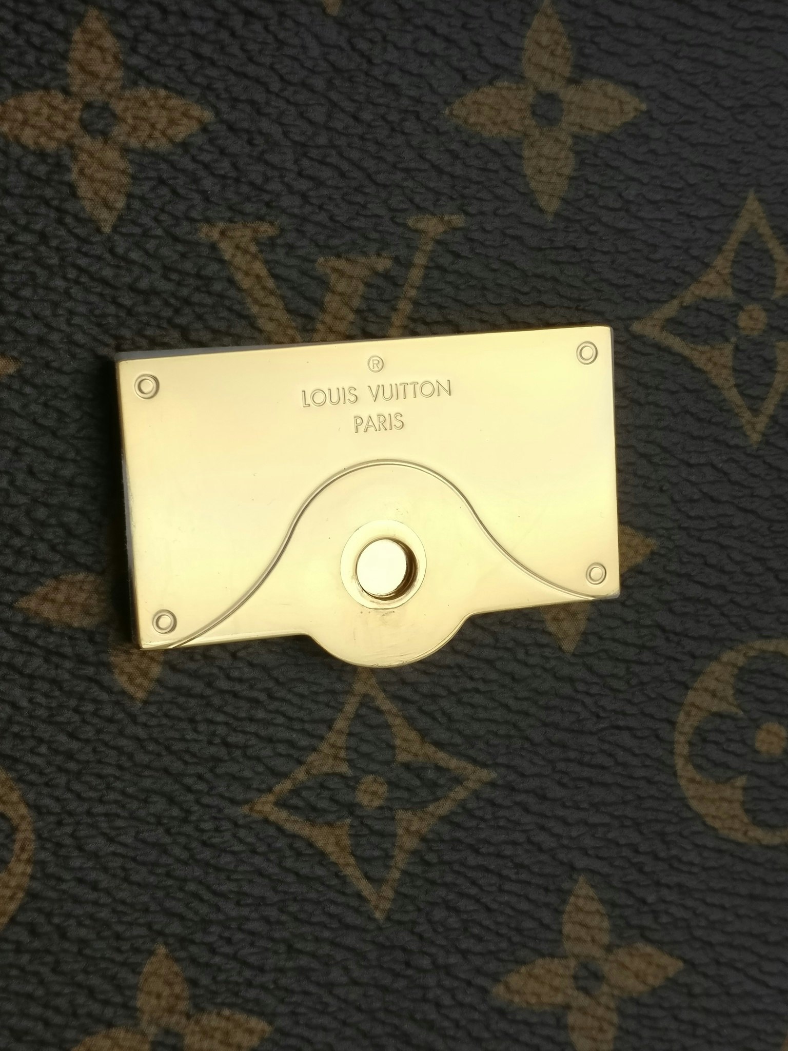 Louis Vuitton Cluny MM