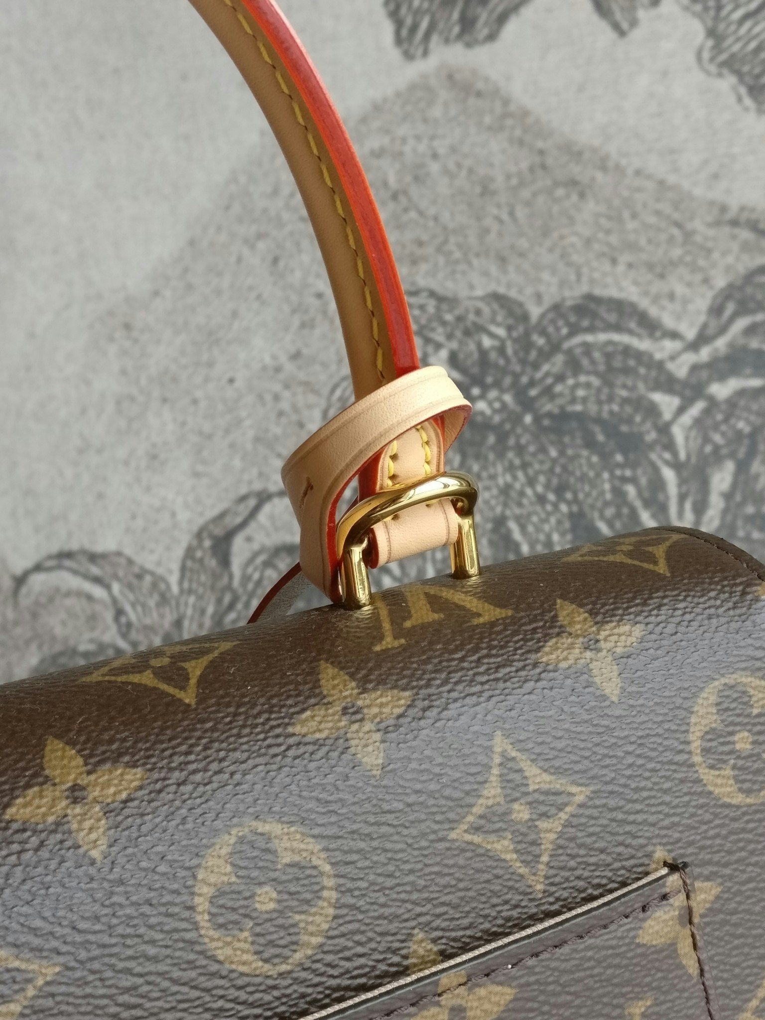 Louis Vuitton Cluny MM