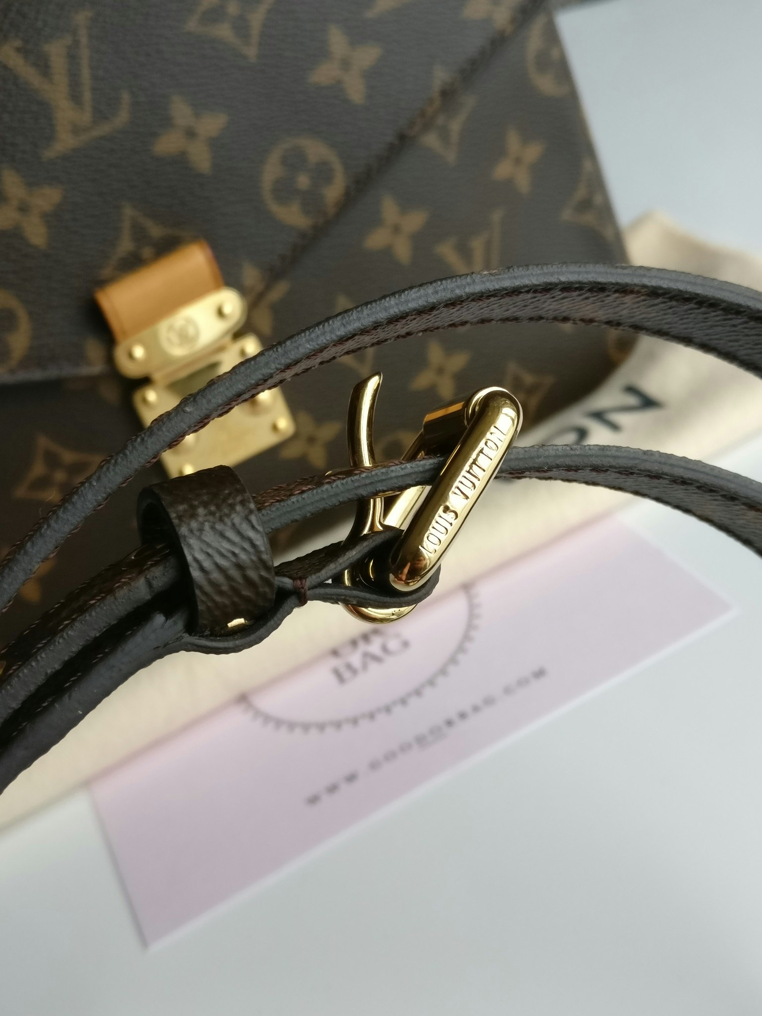 Louis Vuitton Pochette Metis