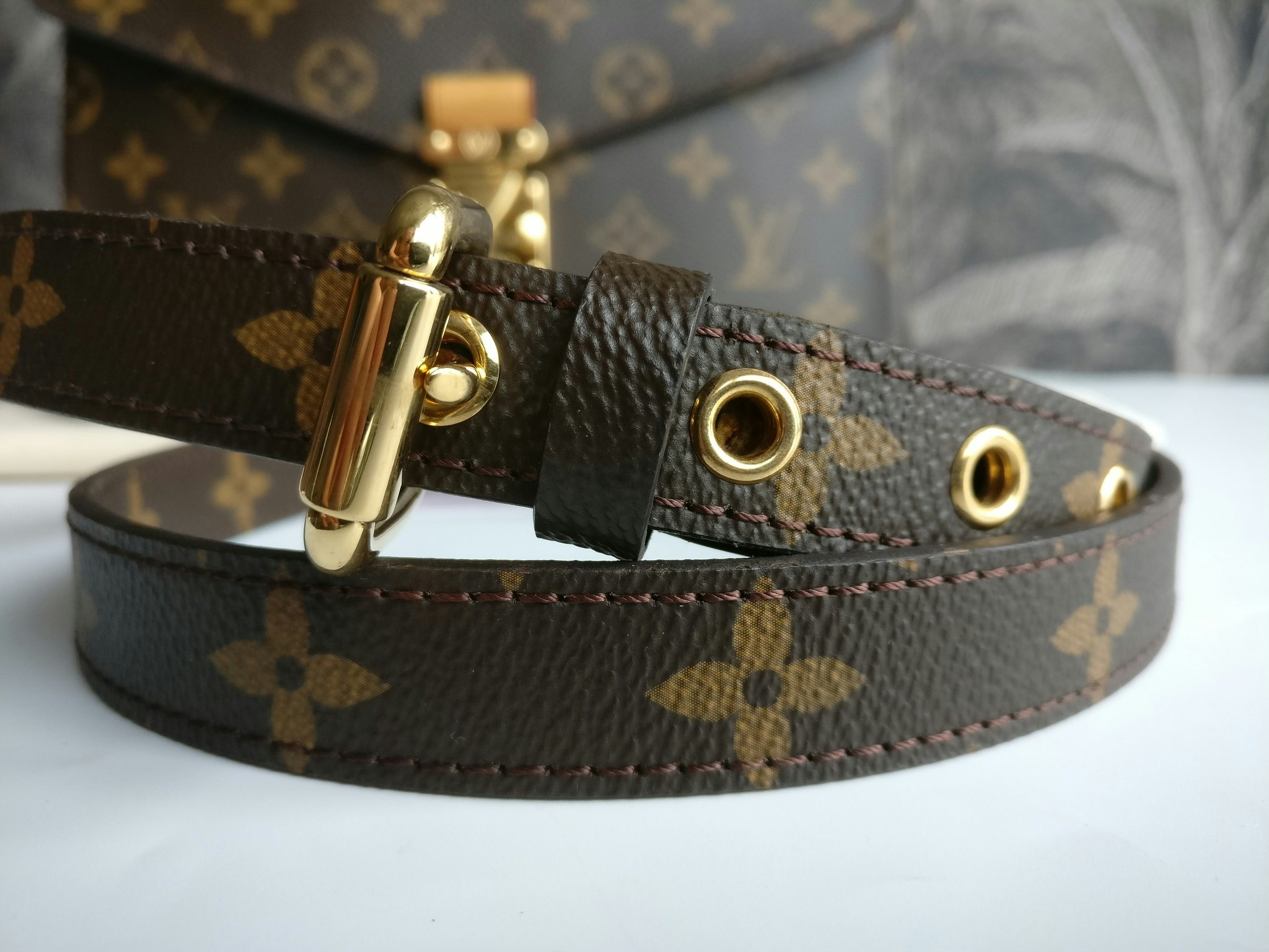 Louis Vuitton Pochette Metis