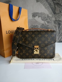 Louis Vuitton Pochette Metis
