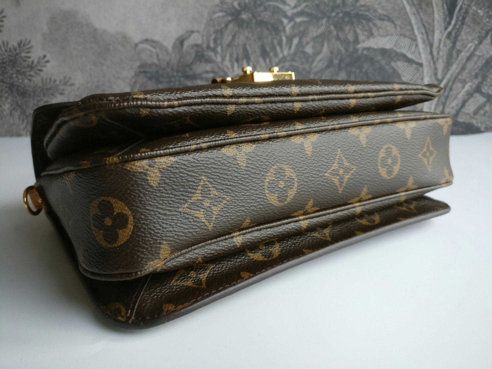 Louis Vuitton Pochette Metis