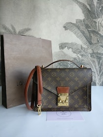 Louis Vuitton Monceau 26