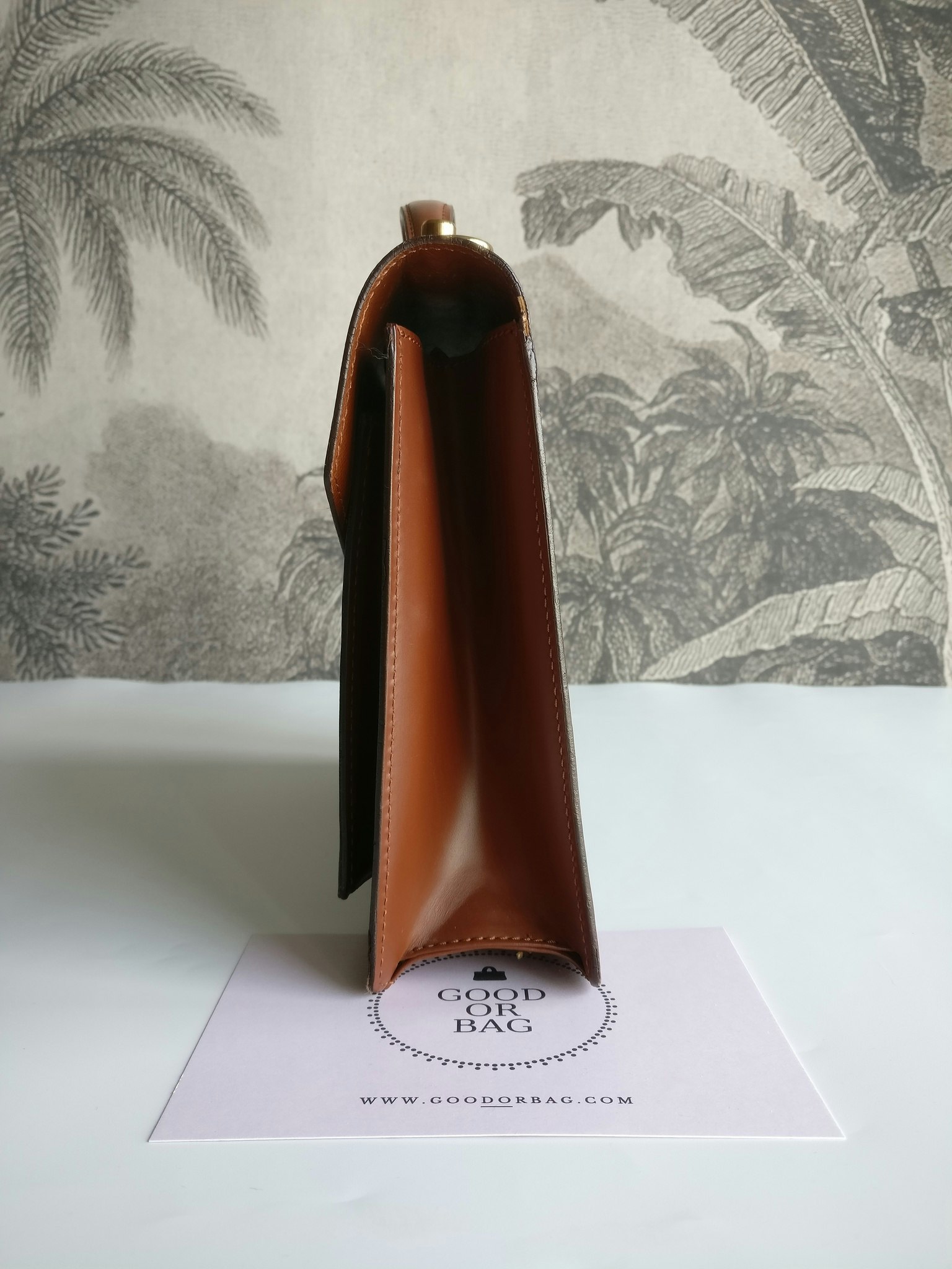 Louis Vuitton Monceau 26
