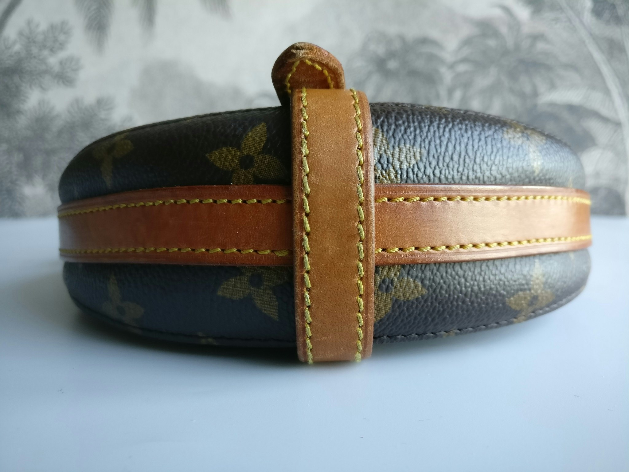 Louis Vuitton vintage Chantilly PM