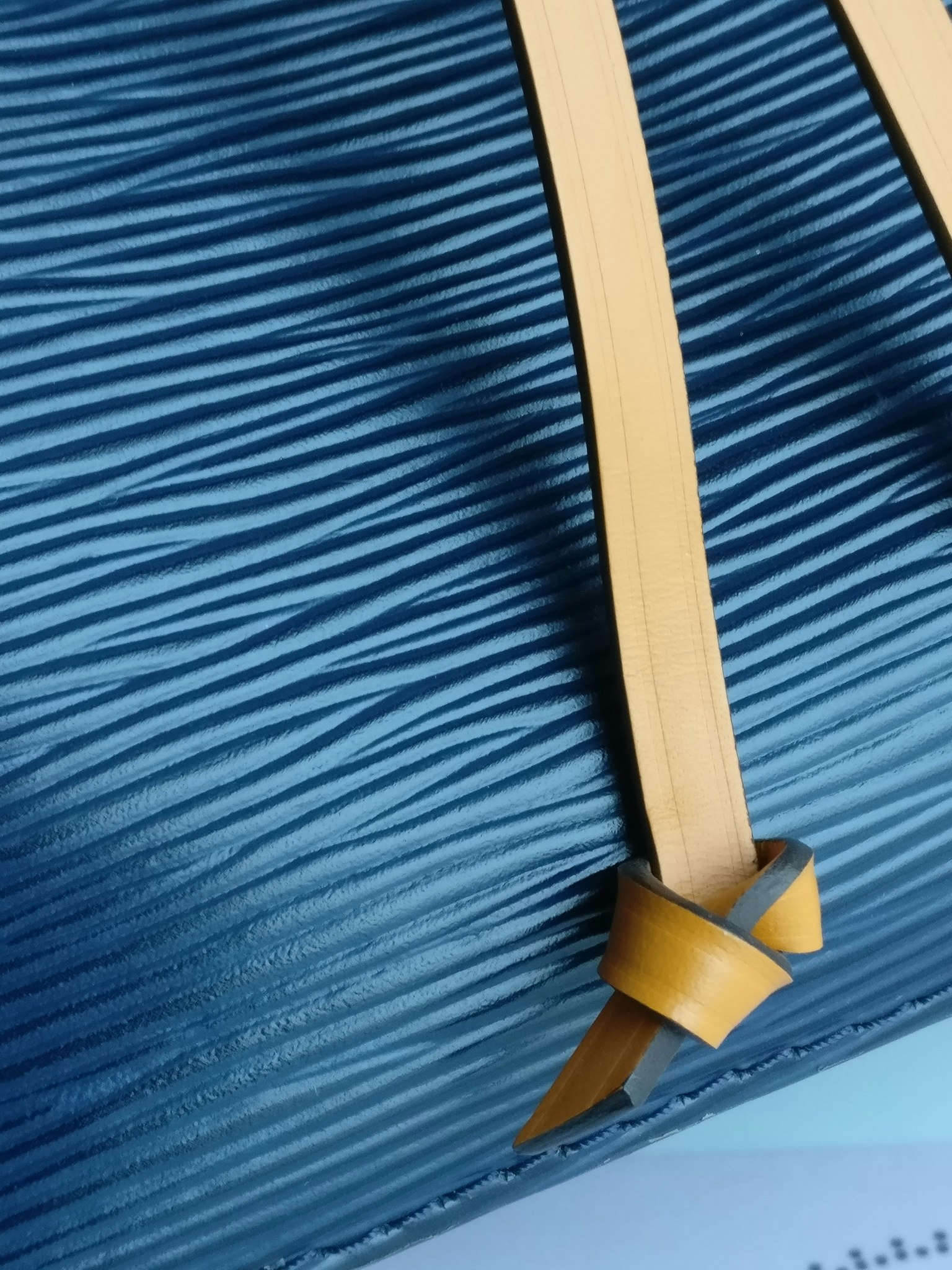 Louis Vuitton NéoNoé BB Indigo Safran