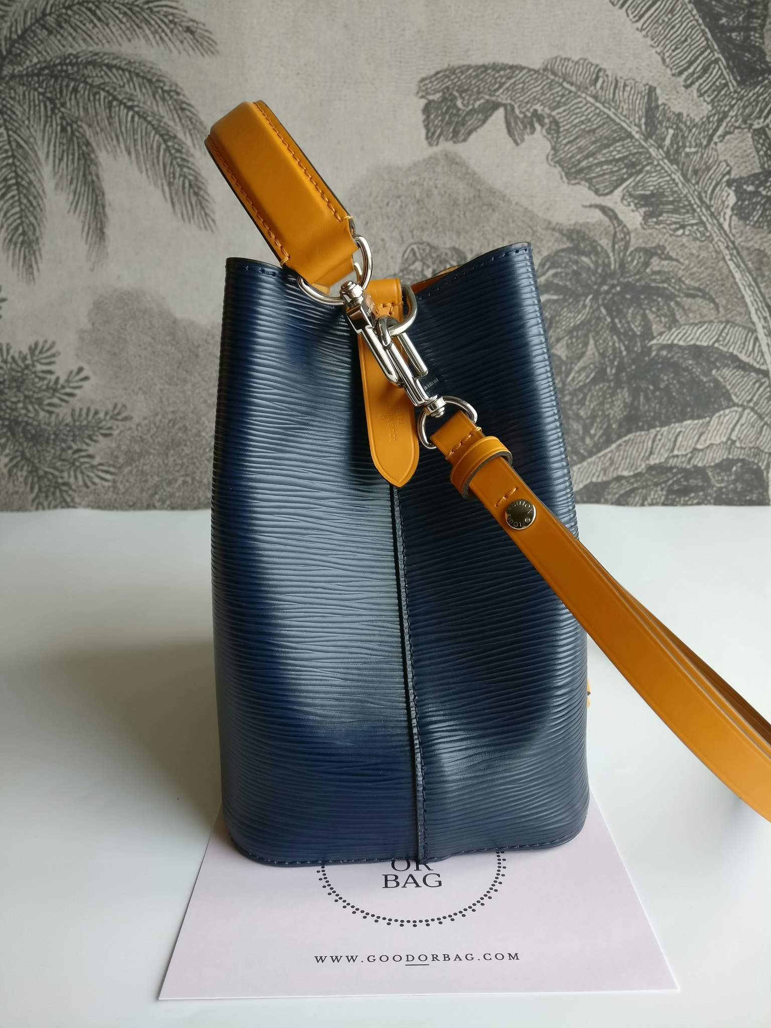 Louis Vuitton NéoNoé BB Indigo Safran