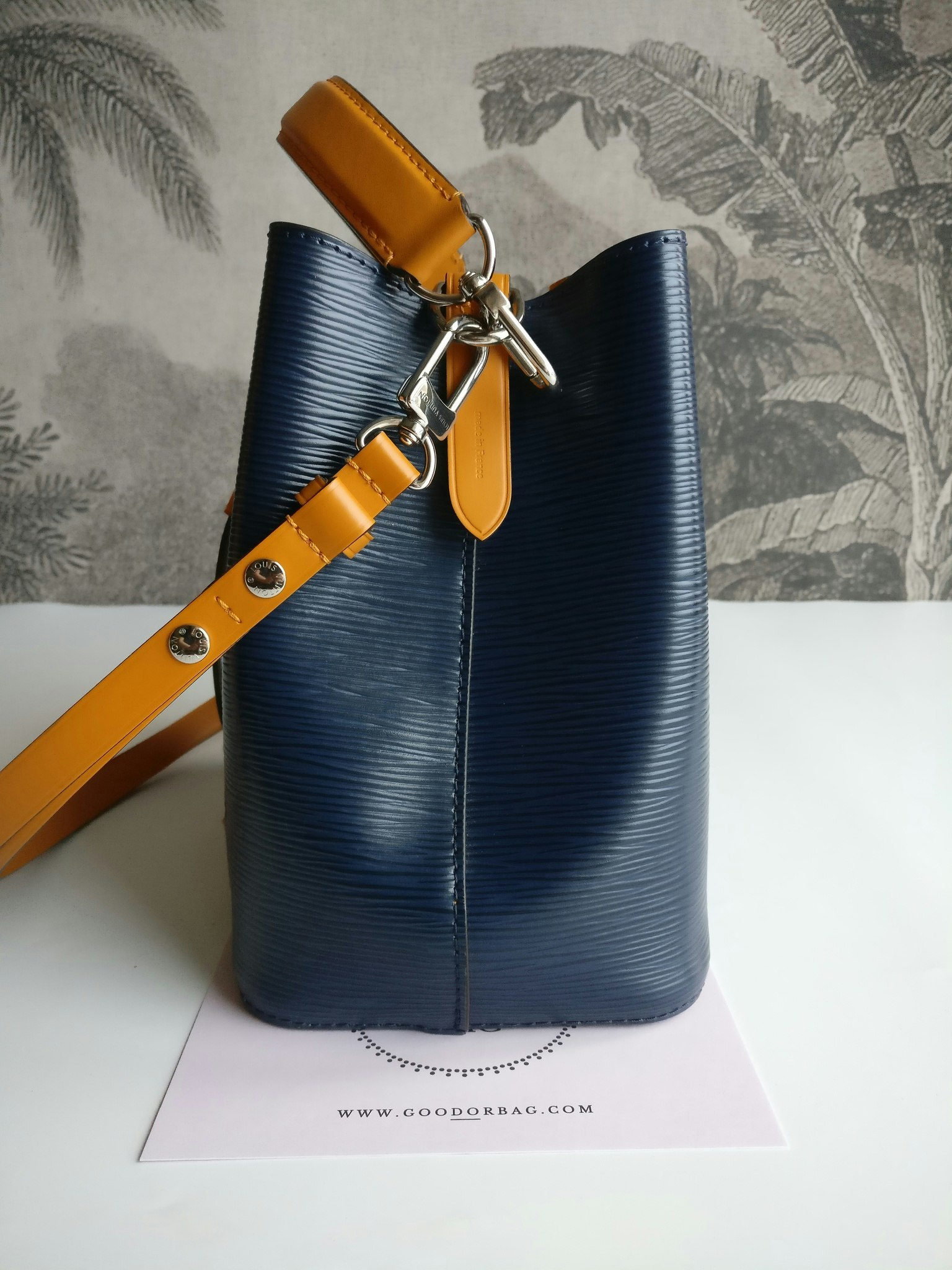 Louis Vuitton NéoNoé BB Indigo Safran
