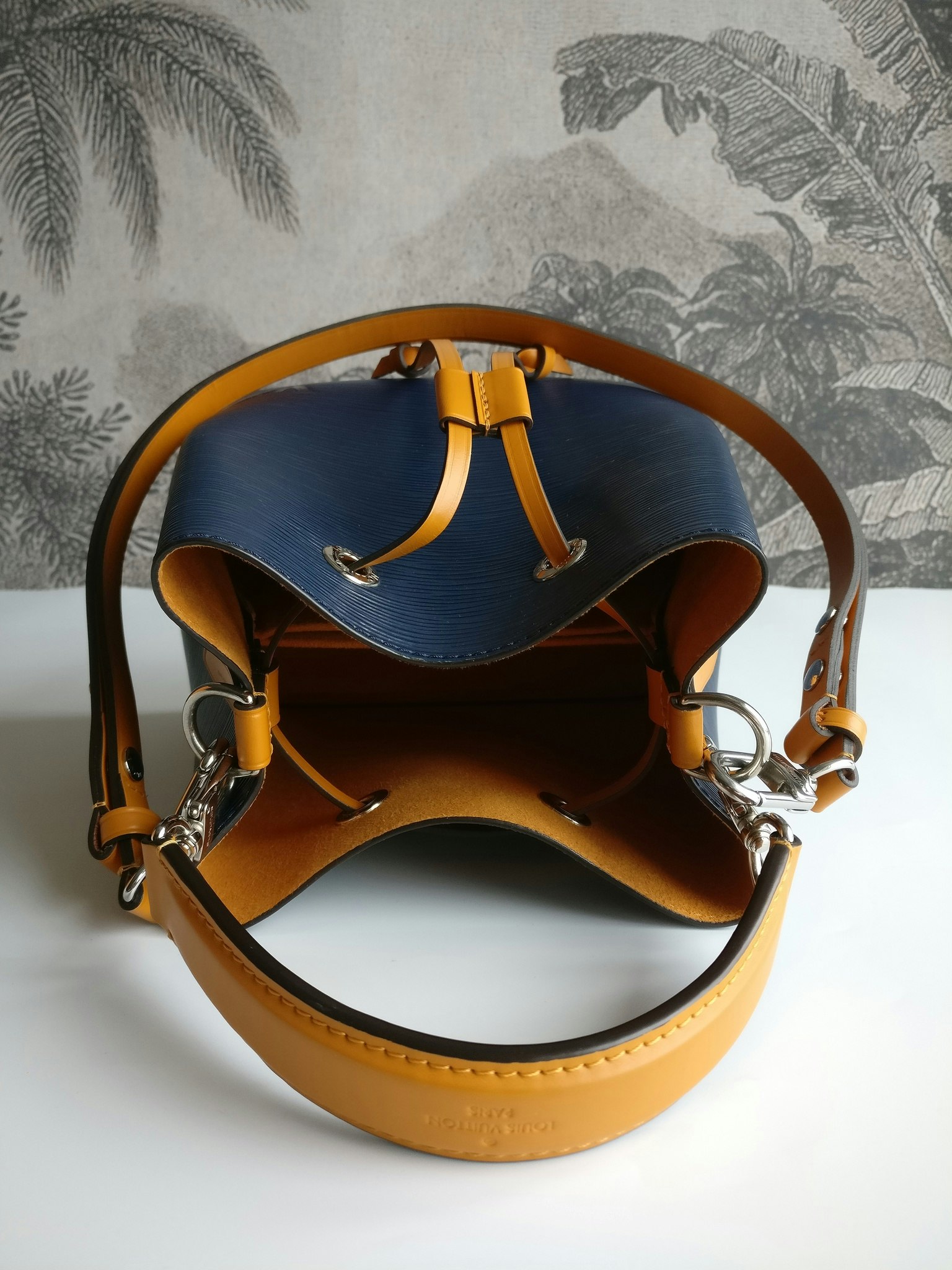 Louis Vuitton NéoNoé BB Indigo Safran