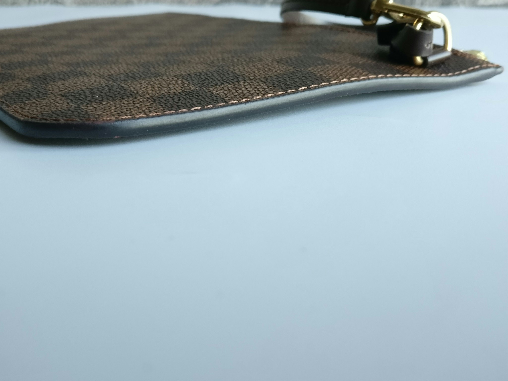 Louis Vuitton Neverfull MM Pochette