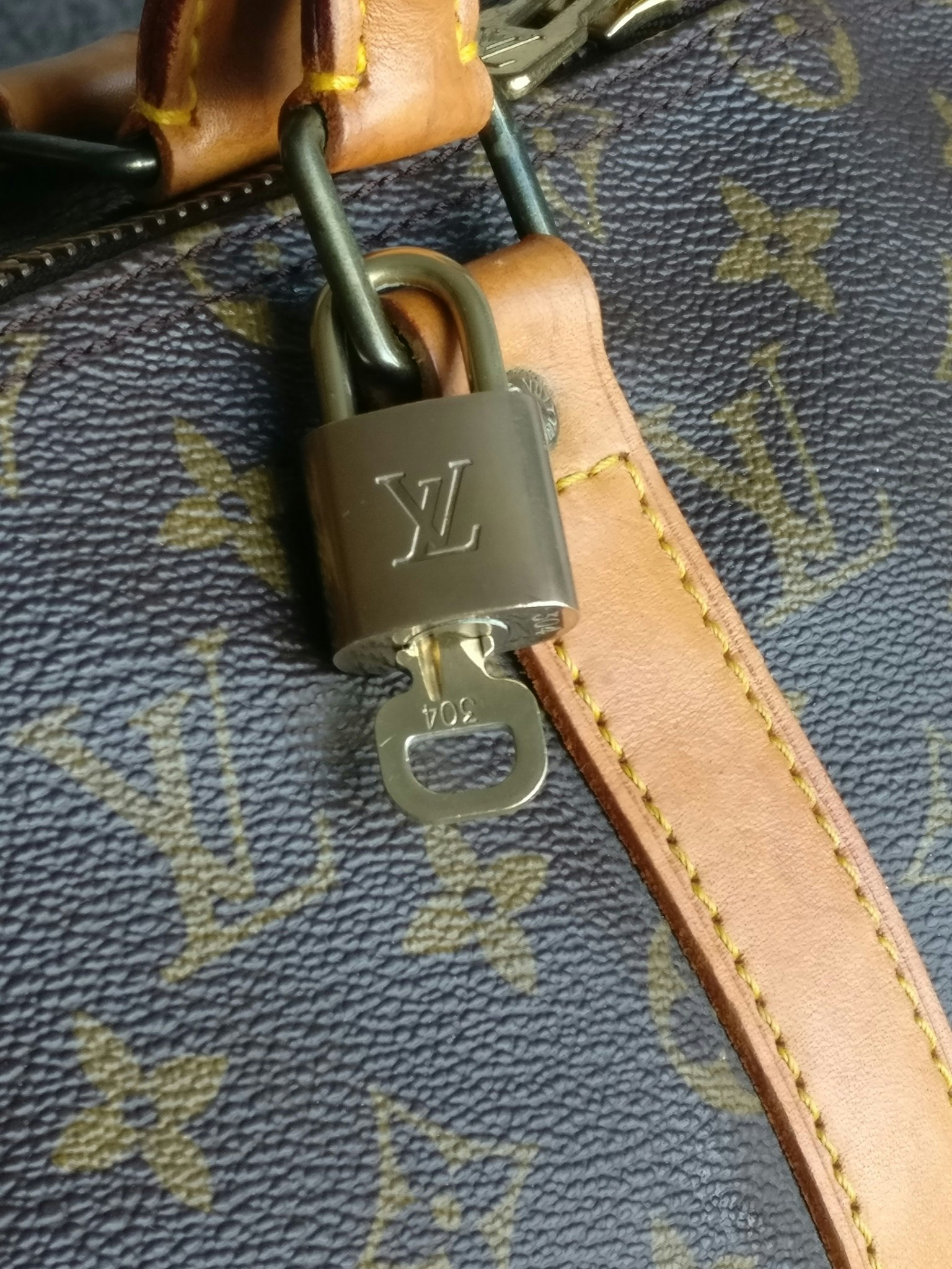 Louis Vuitton Keepall Bandouliere 50
